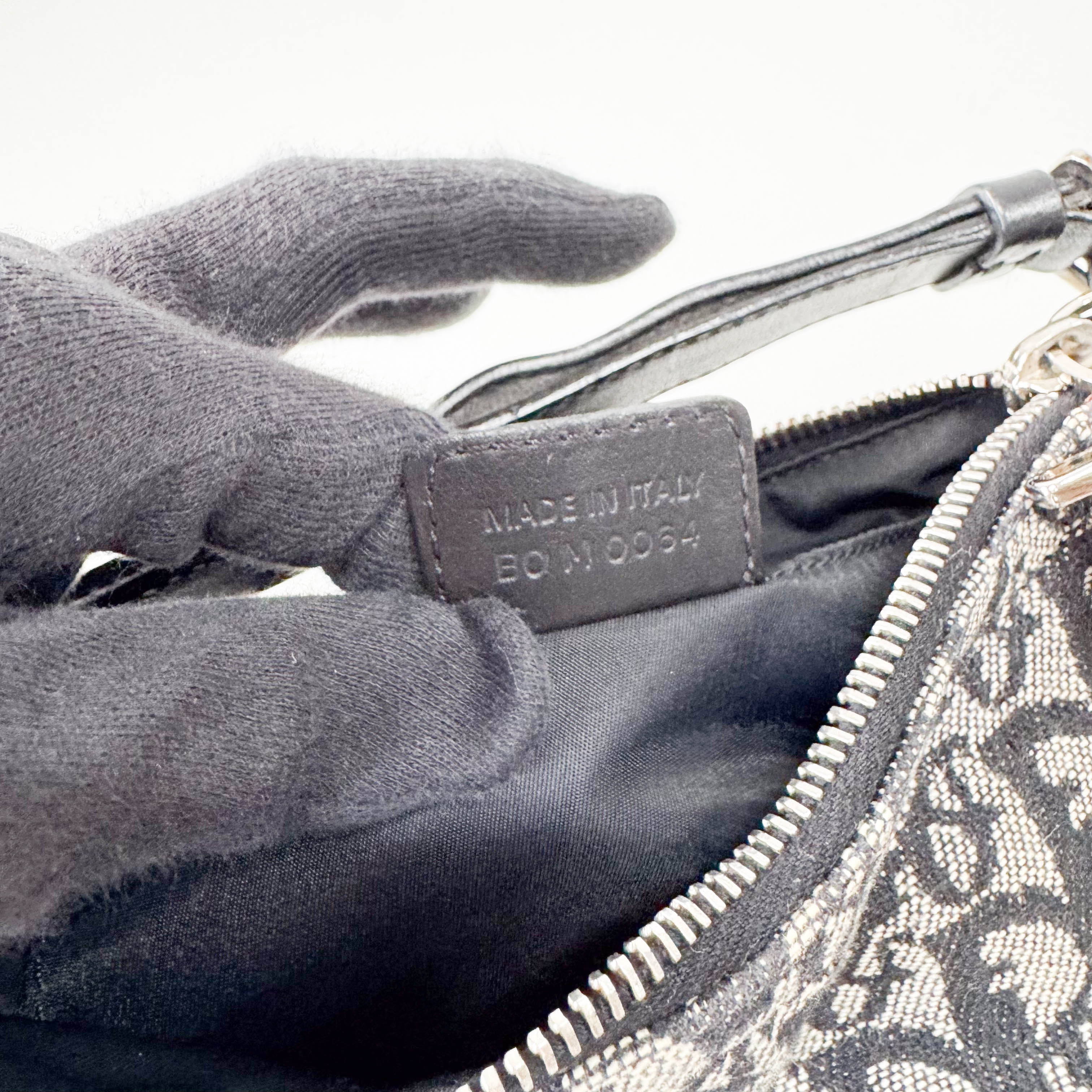 Black Trotter Canvas Bag