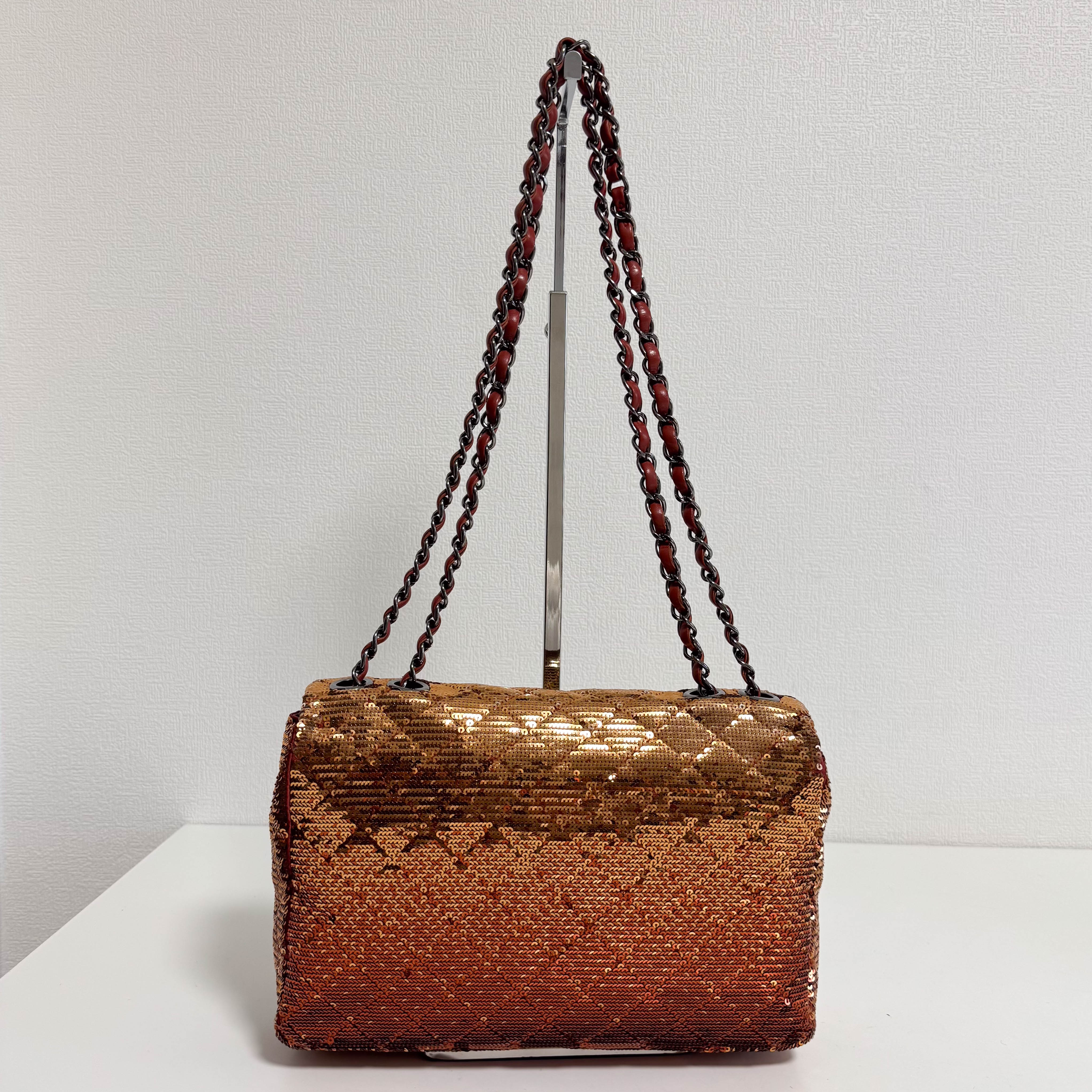 CC Flap Quilted Ombre Sequins Chain Shoulder Bag