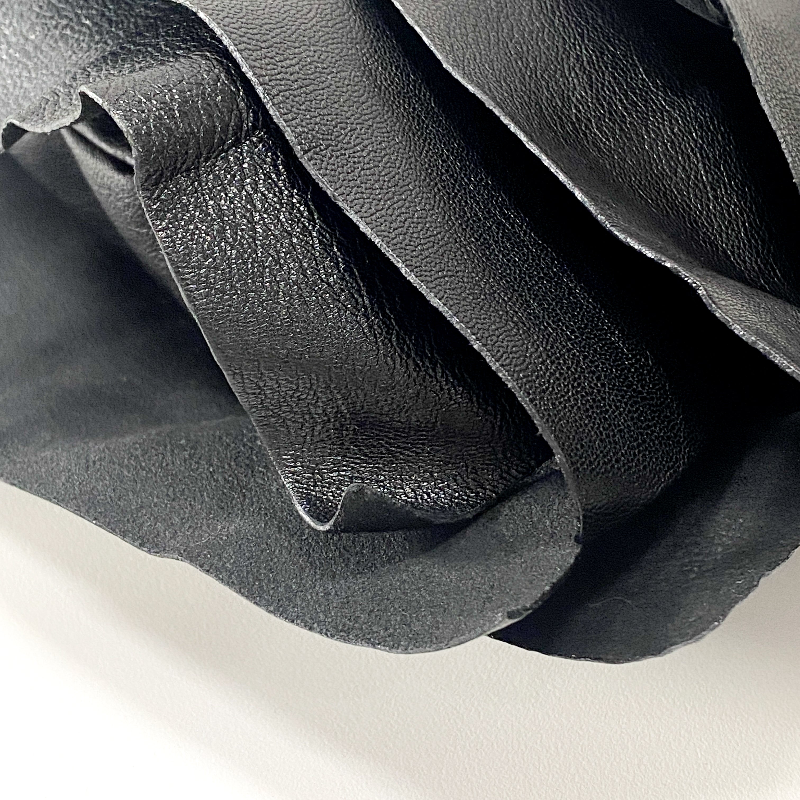 Saint-Tropez Black Leather Shoulder Bag