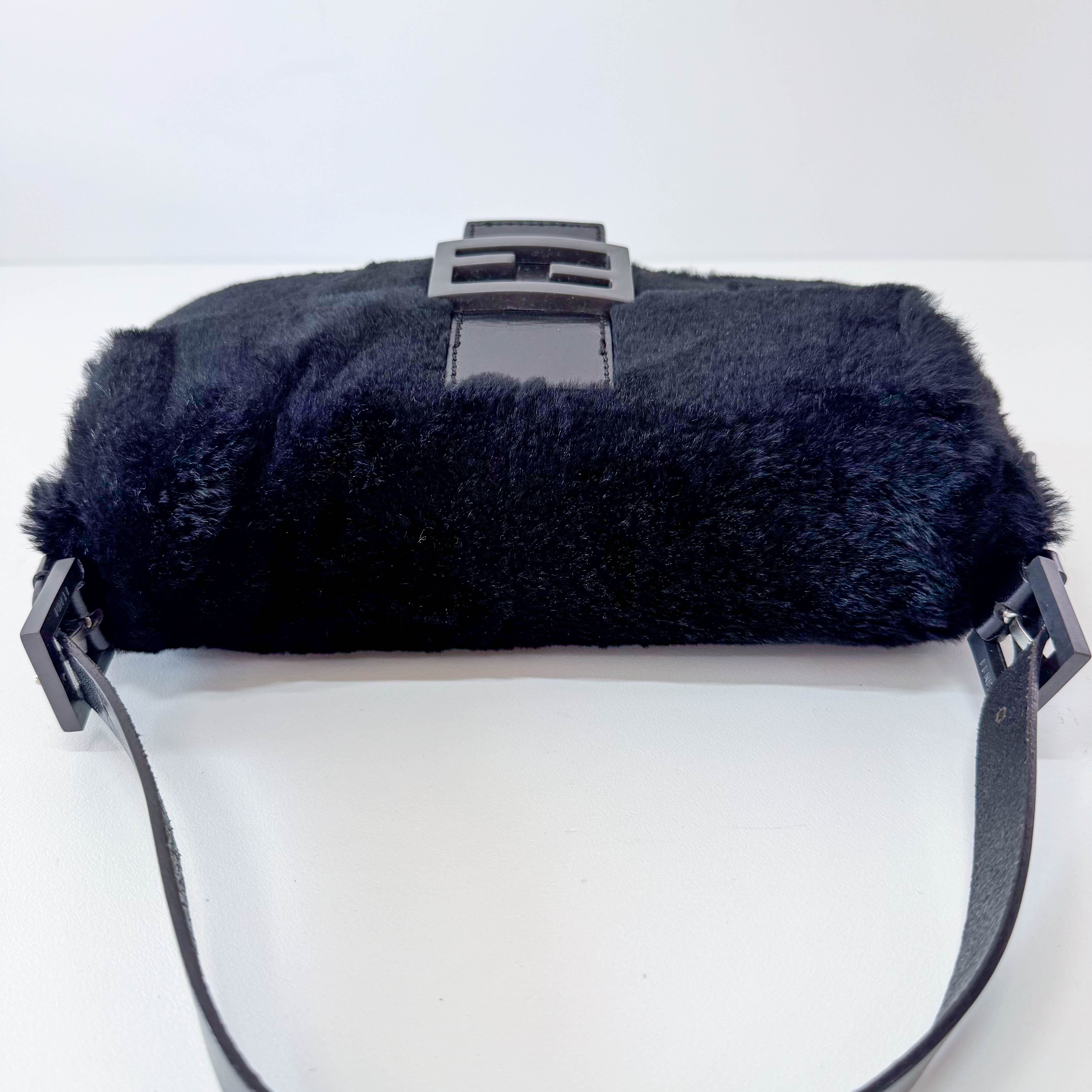 Baguette Black Rabbit Fur Bag
