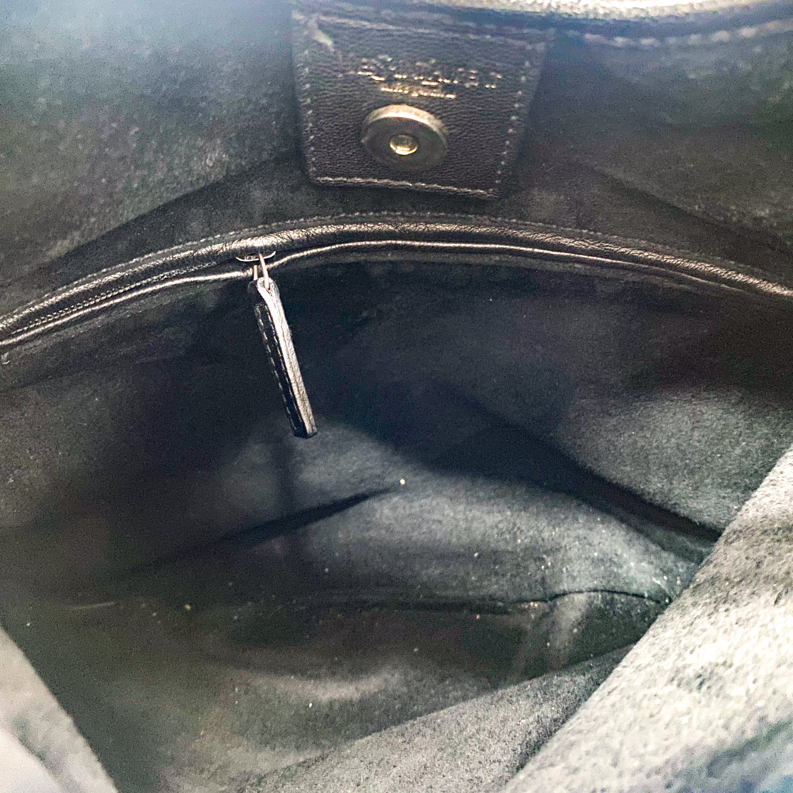 Saint-Tropez Black Leather Shoulder Bag