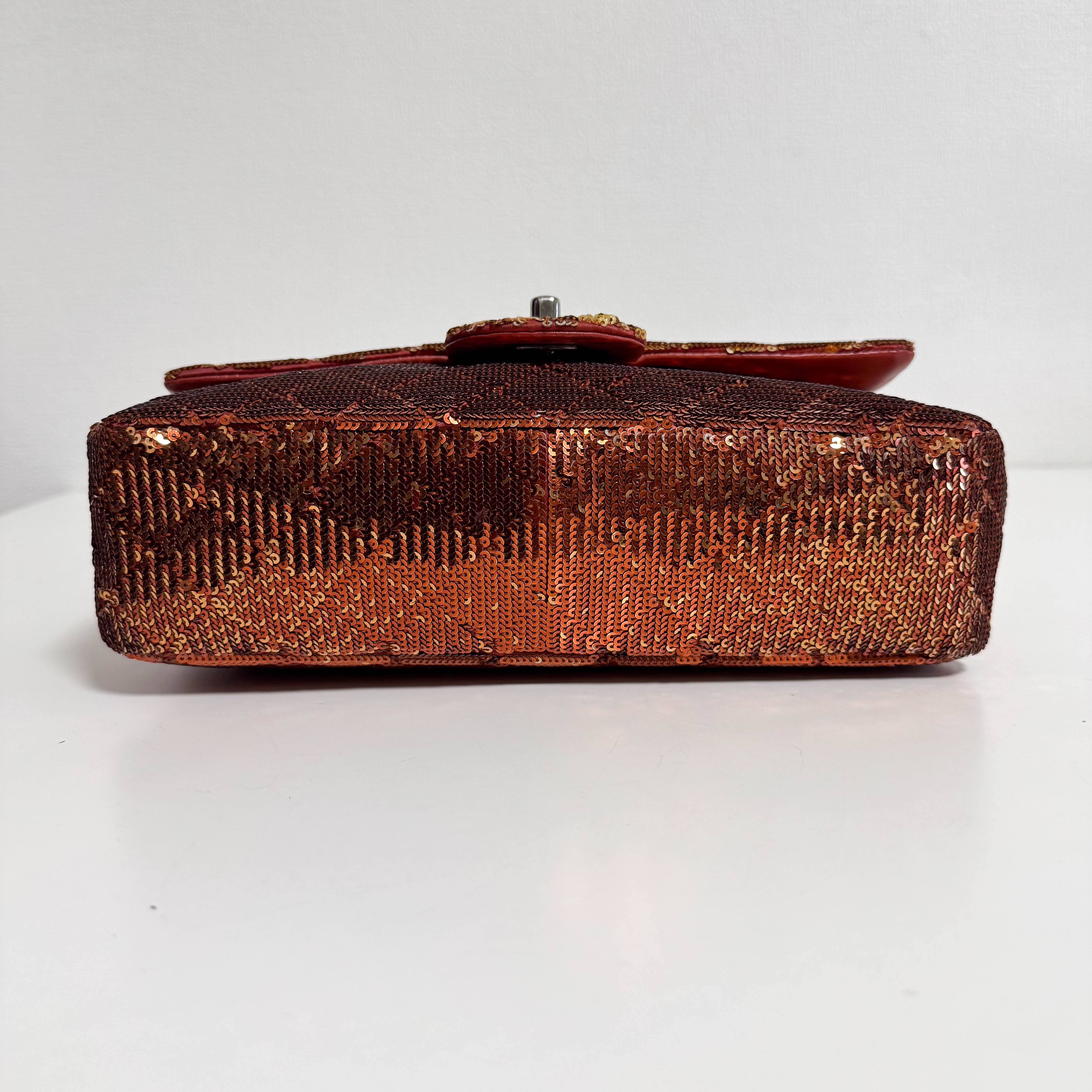 CC Flap Quilted Ombre Sequins Chain Shoulder Bag