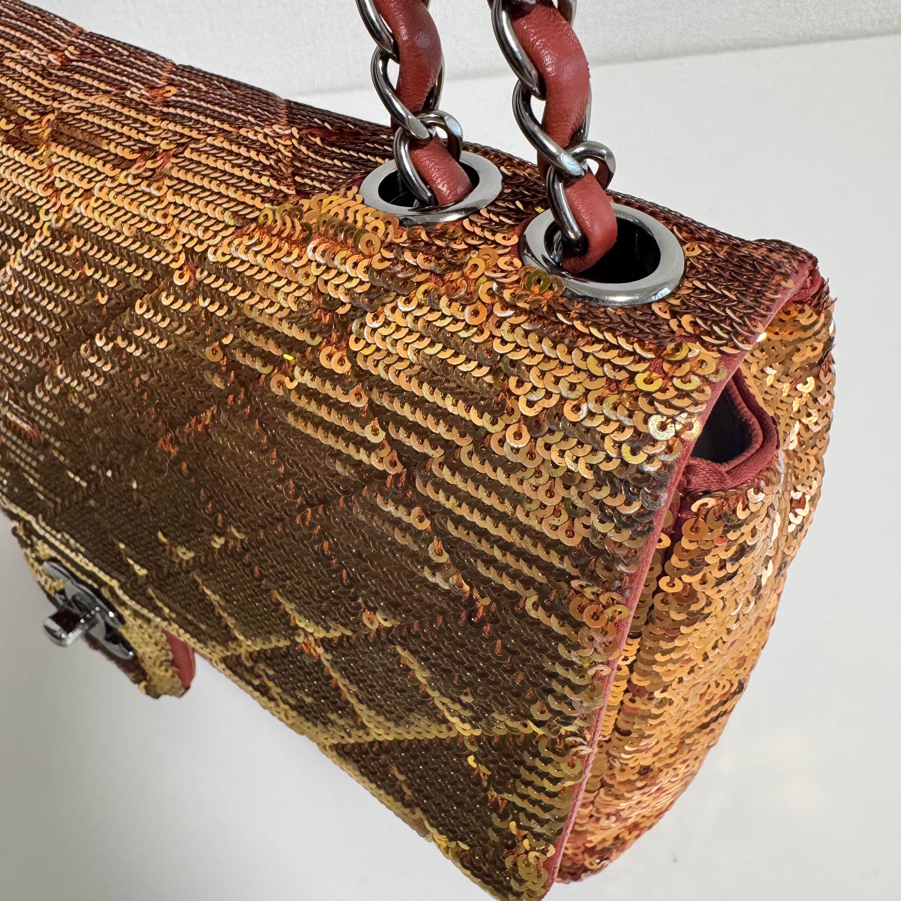 CC Flap Quilted Ombre Sequins Chain Shoulder Bag