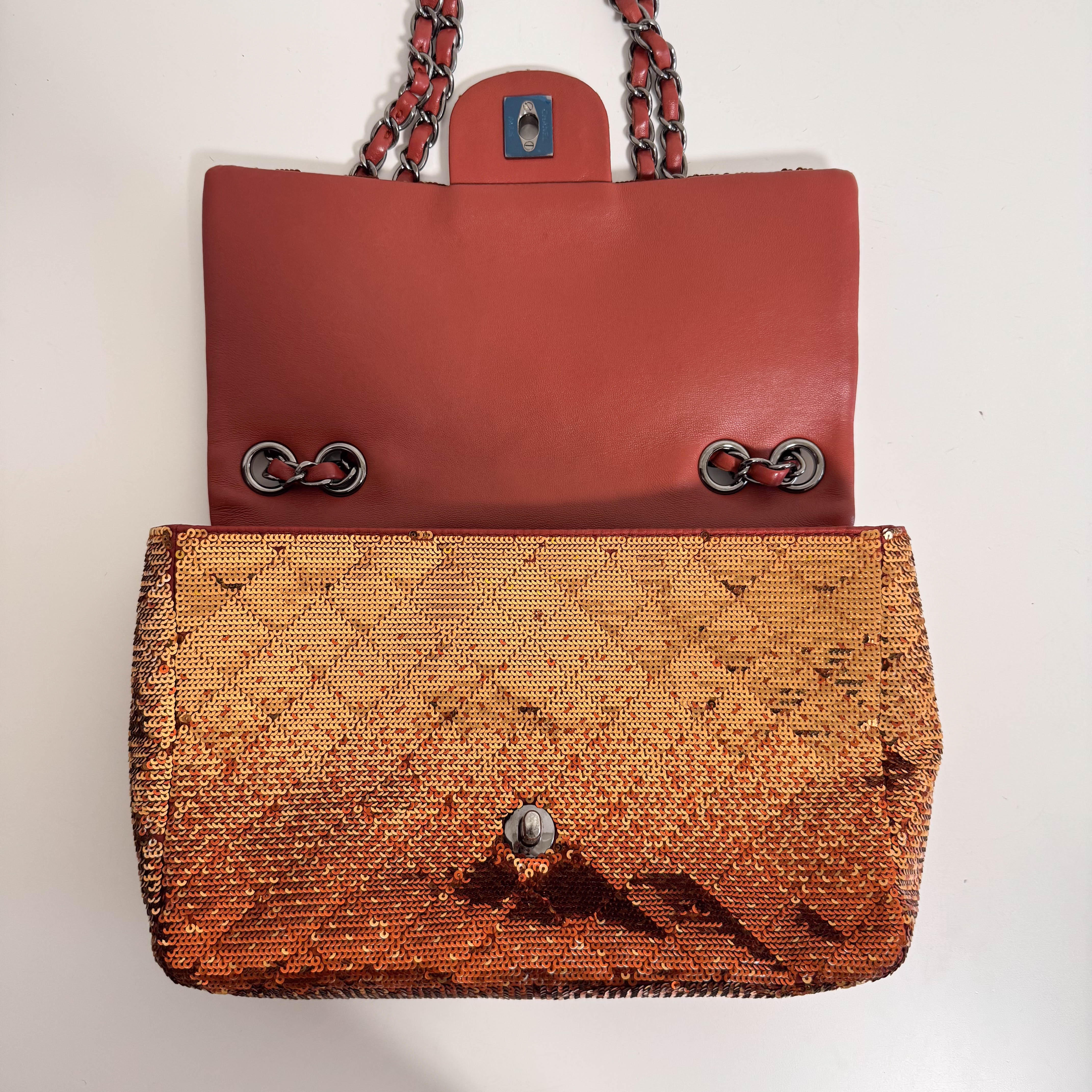 CC Flap Quilted Ombre Sequins Chain Shoulder Bag