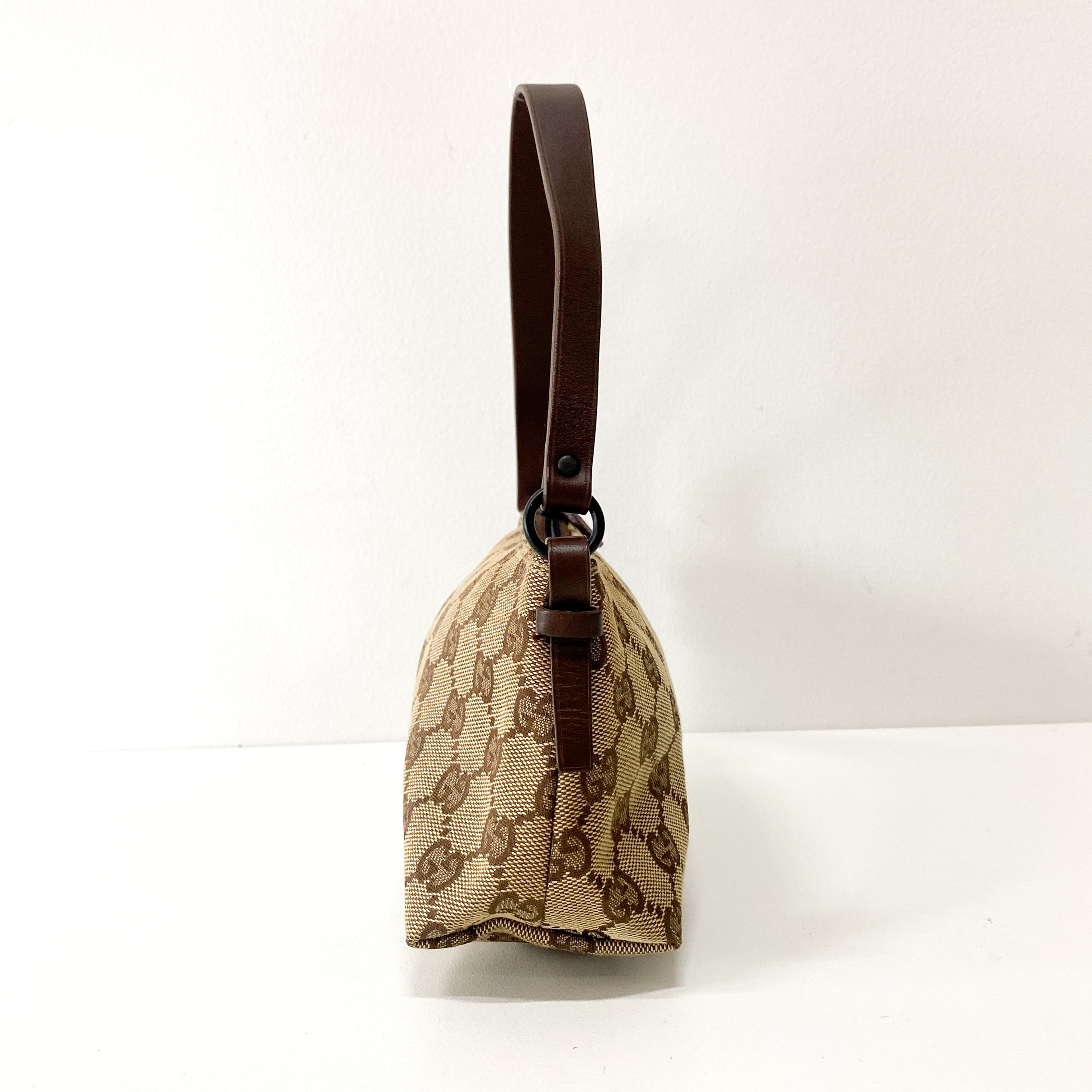 GG Canvas Pochette Accesories Shoulder Bag