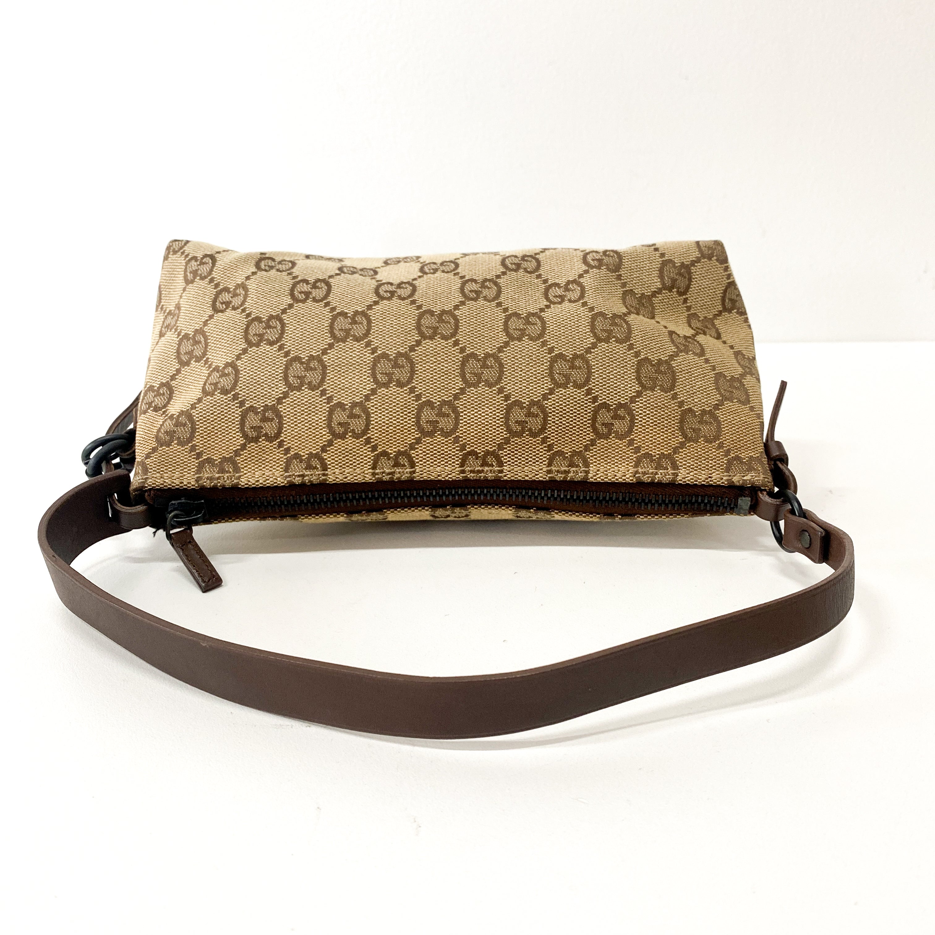 GG Canvas Pochette Accesories Shoulder Bag