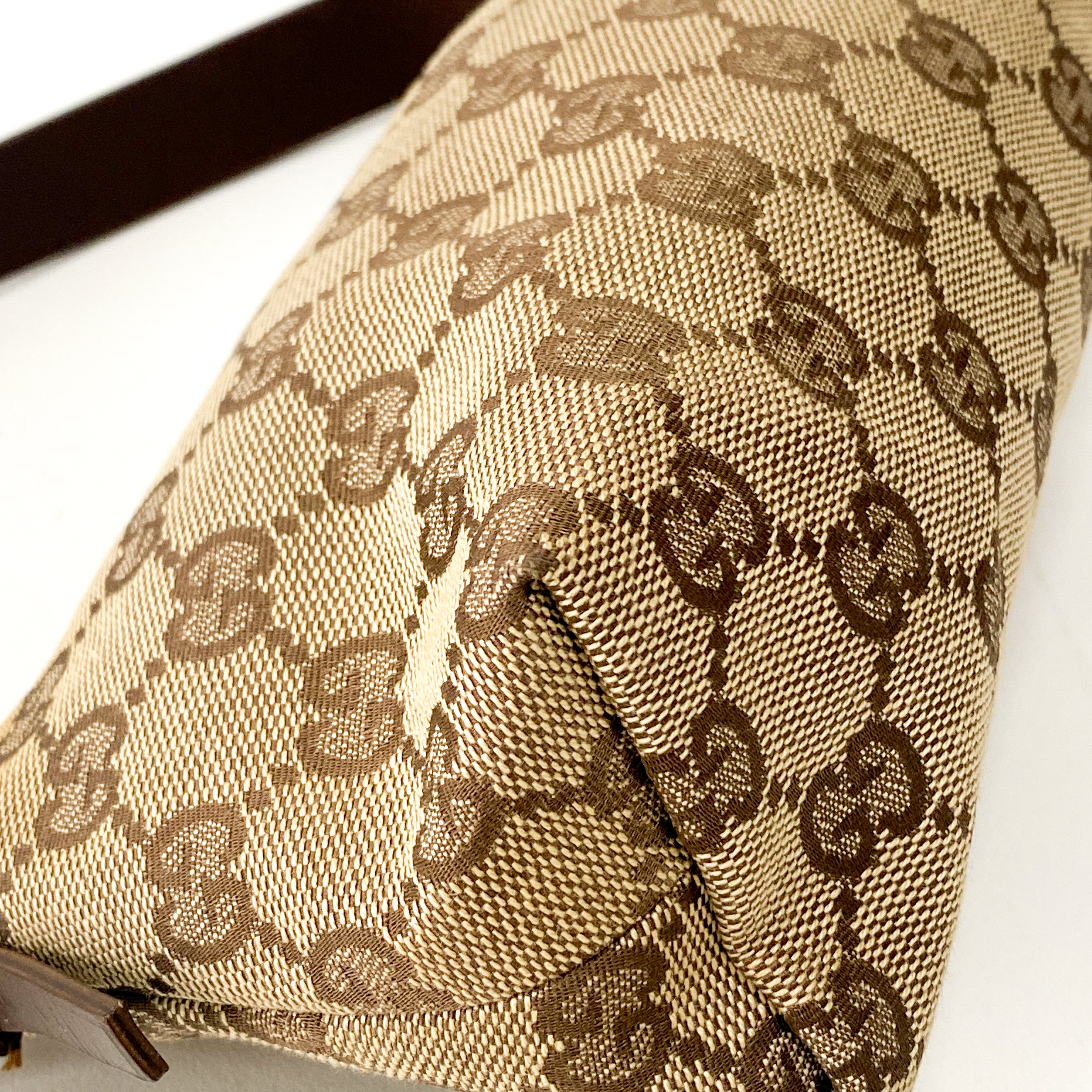 GG Canvas Pochette Accesories Shoulder Bag