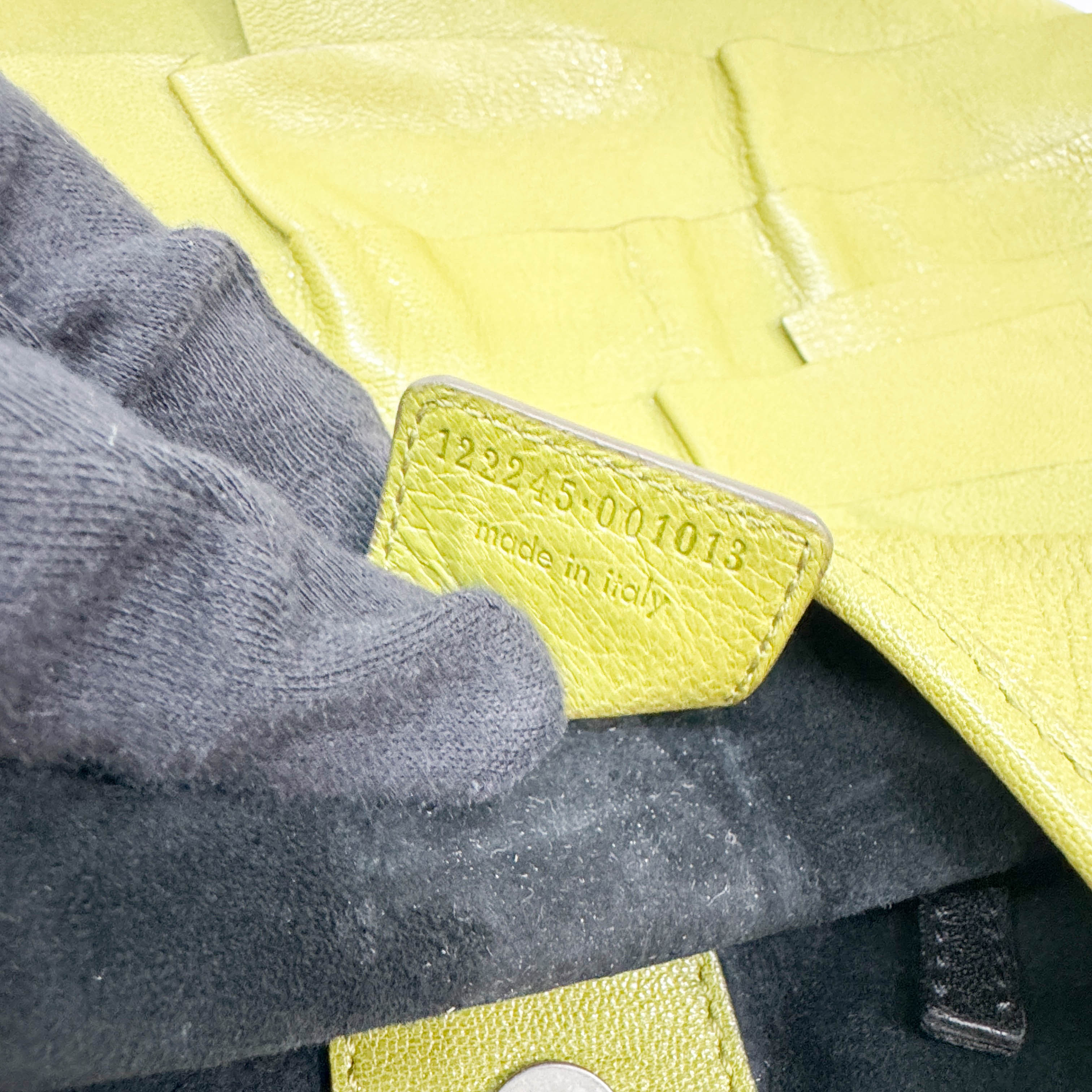 Saint Tropez Lime Leather Shoulder Bag