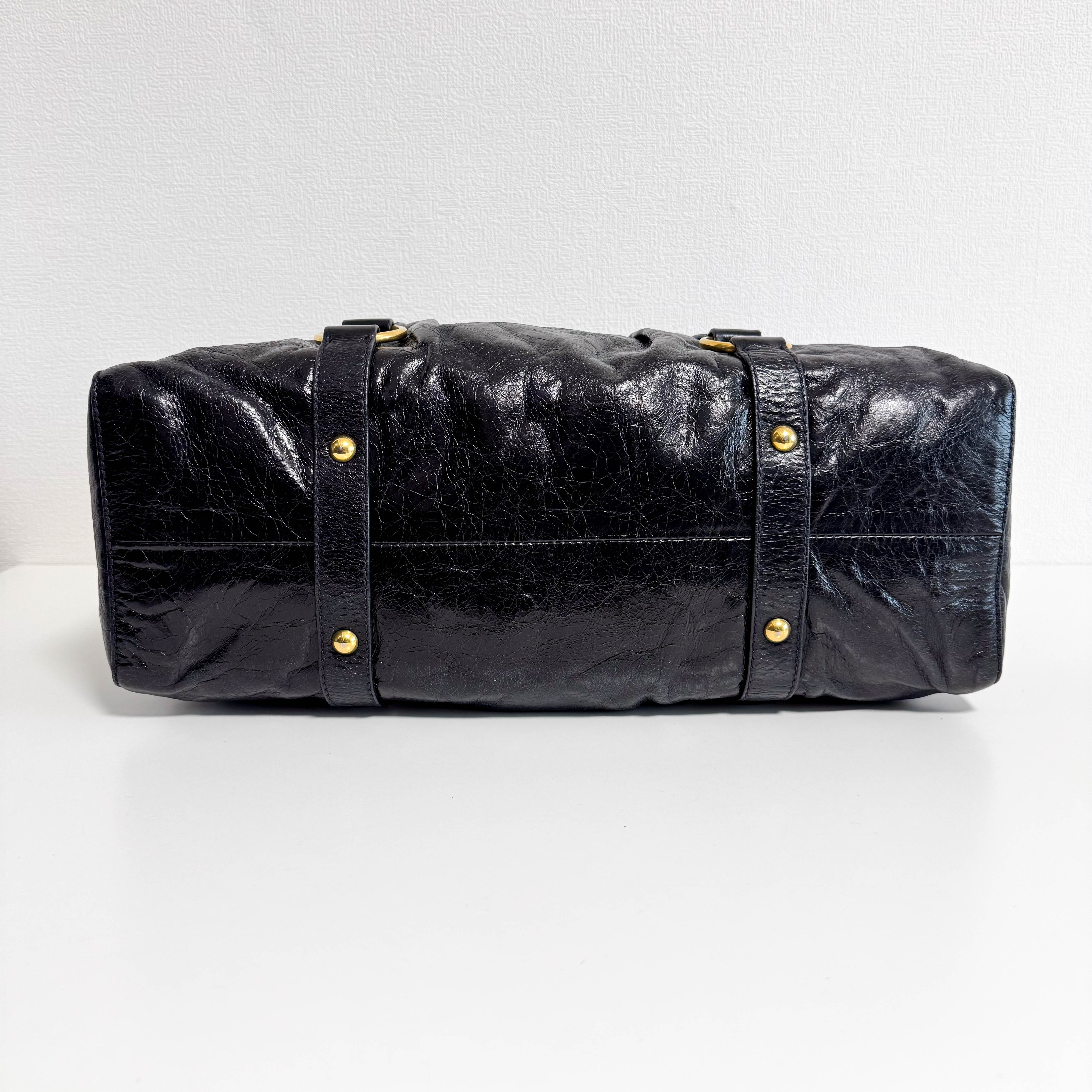 Vitello Black LM Leather Handbag Shoulder Bag