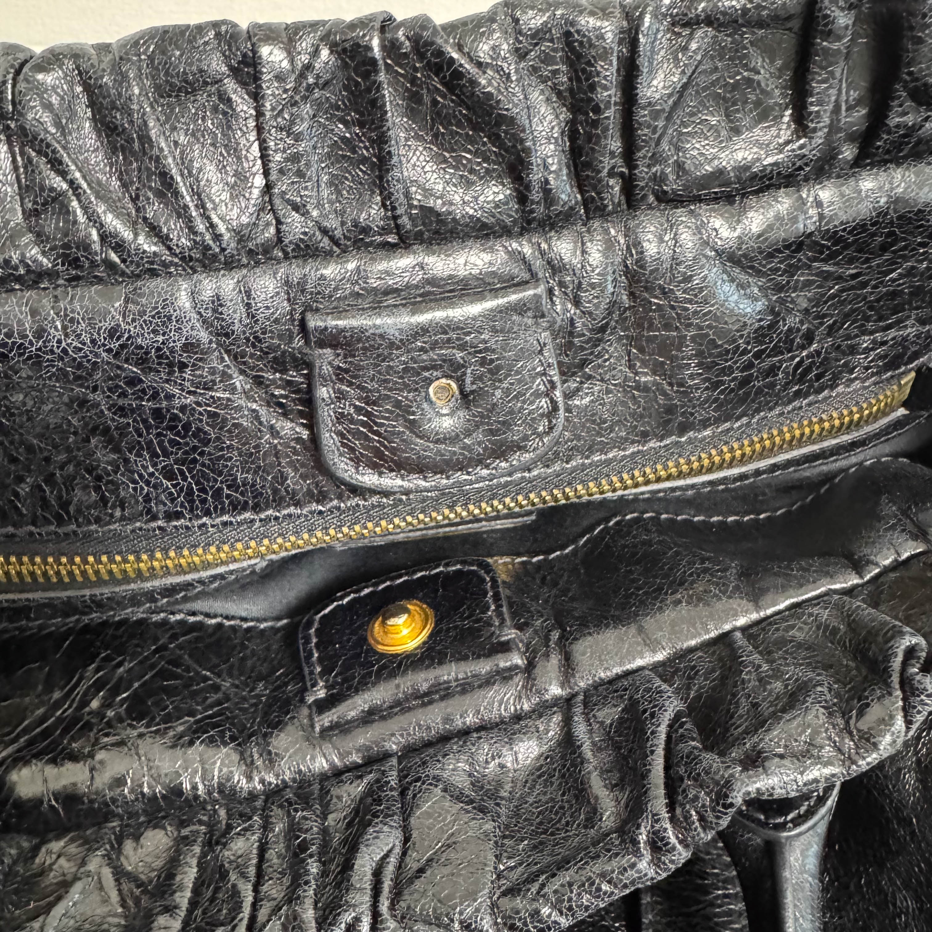 Vitello Black LM Leather Handbag Shoulder Bag