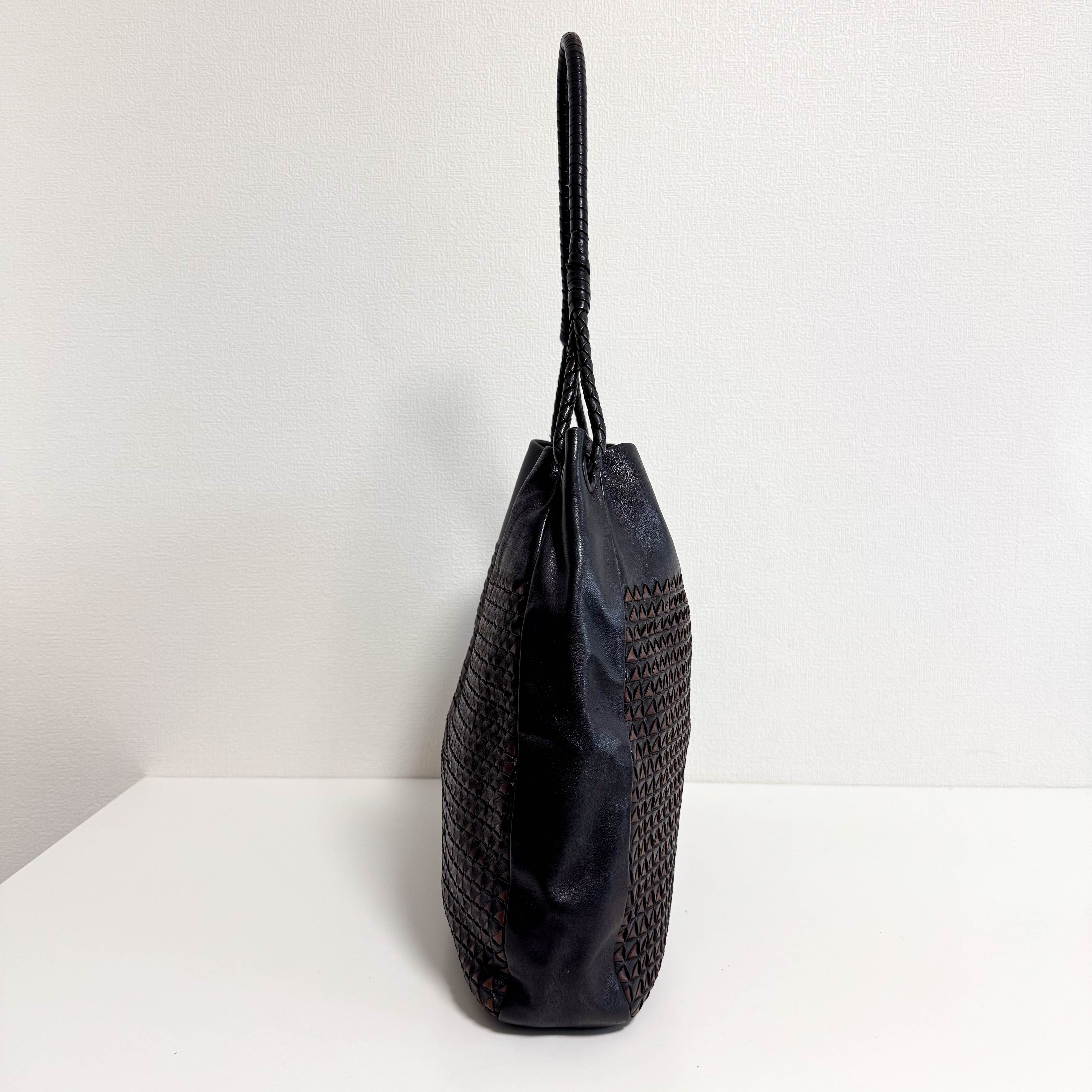 Intrecciato Brown Leather Hobo Shoulder Bag