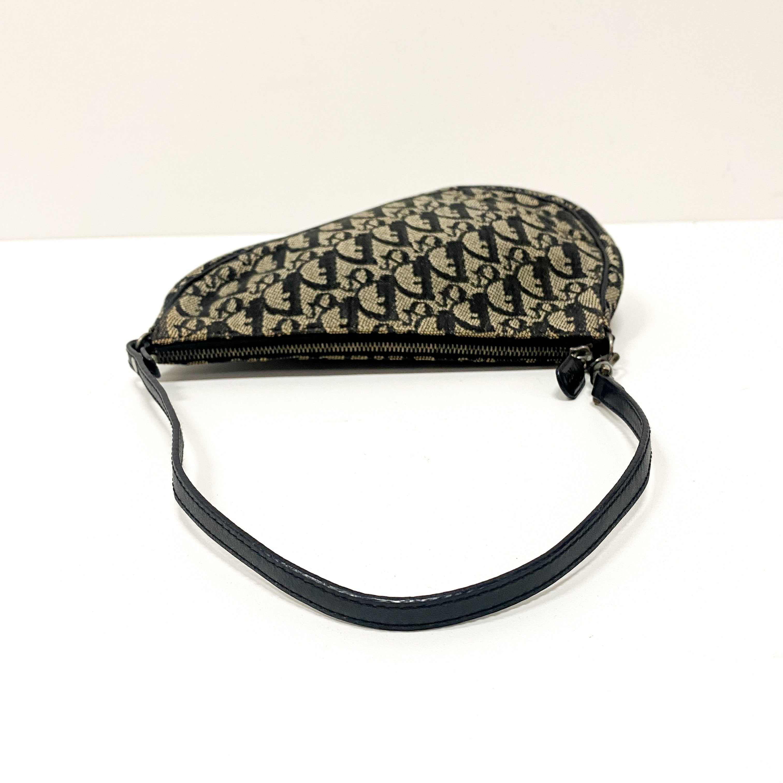 Trotter Saddle Canvas Bag