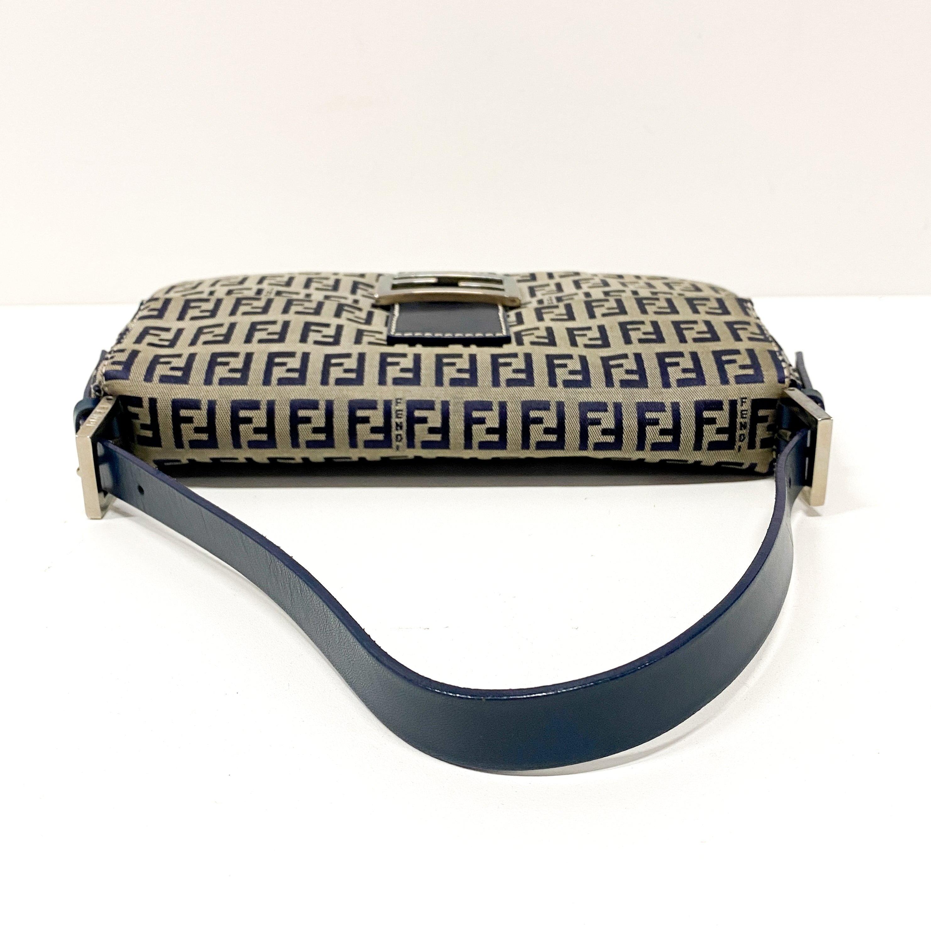 Zuchinno Baguette Grey & Navy Canvas Shoulder Bag