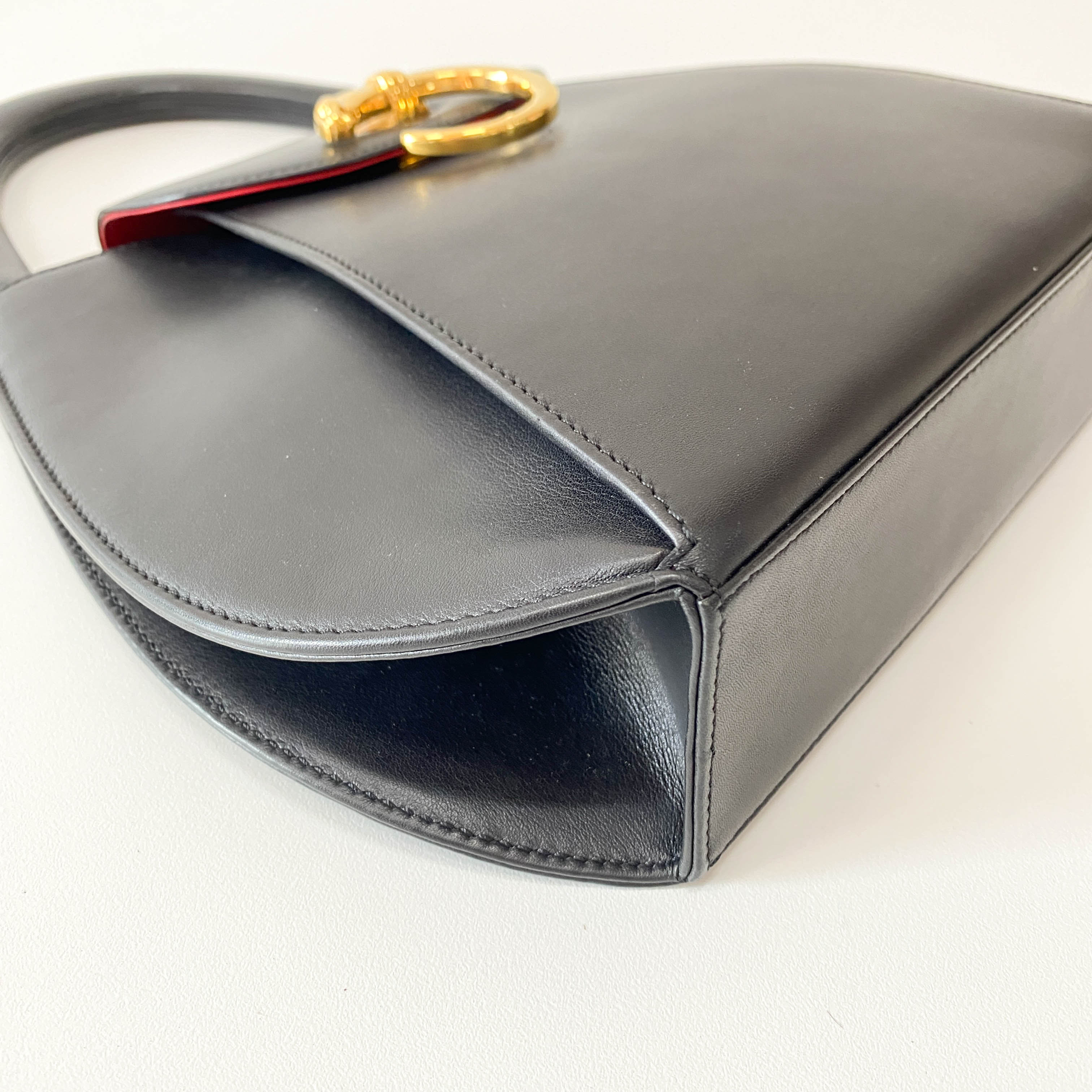 Panthère Black Leather Shoulder Bag