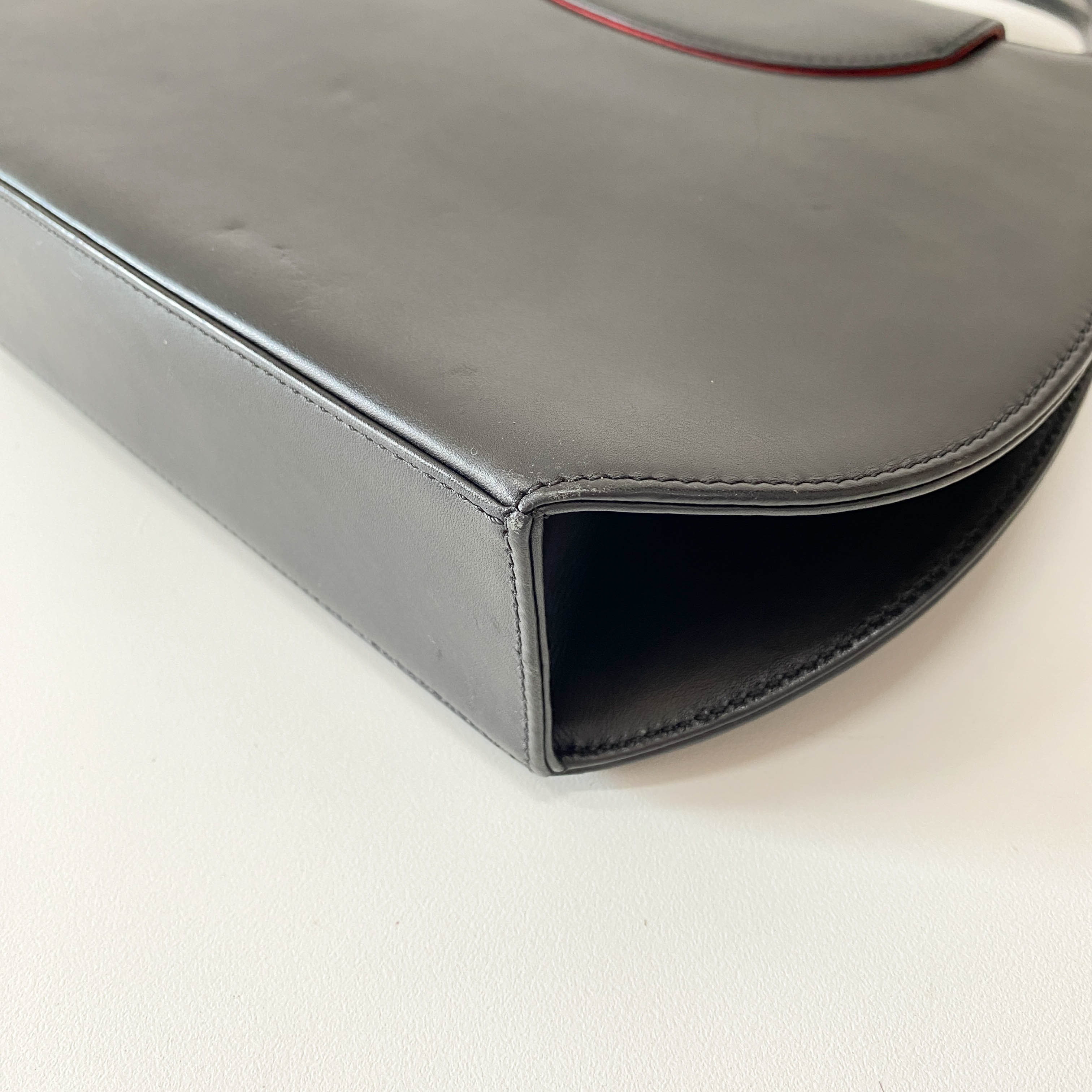 Panthère Black Leather Shoulder Bag