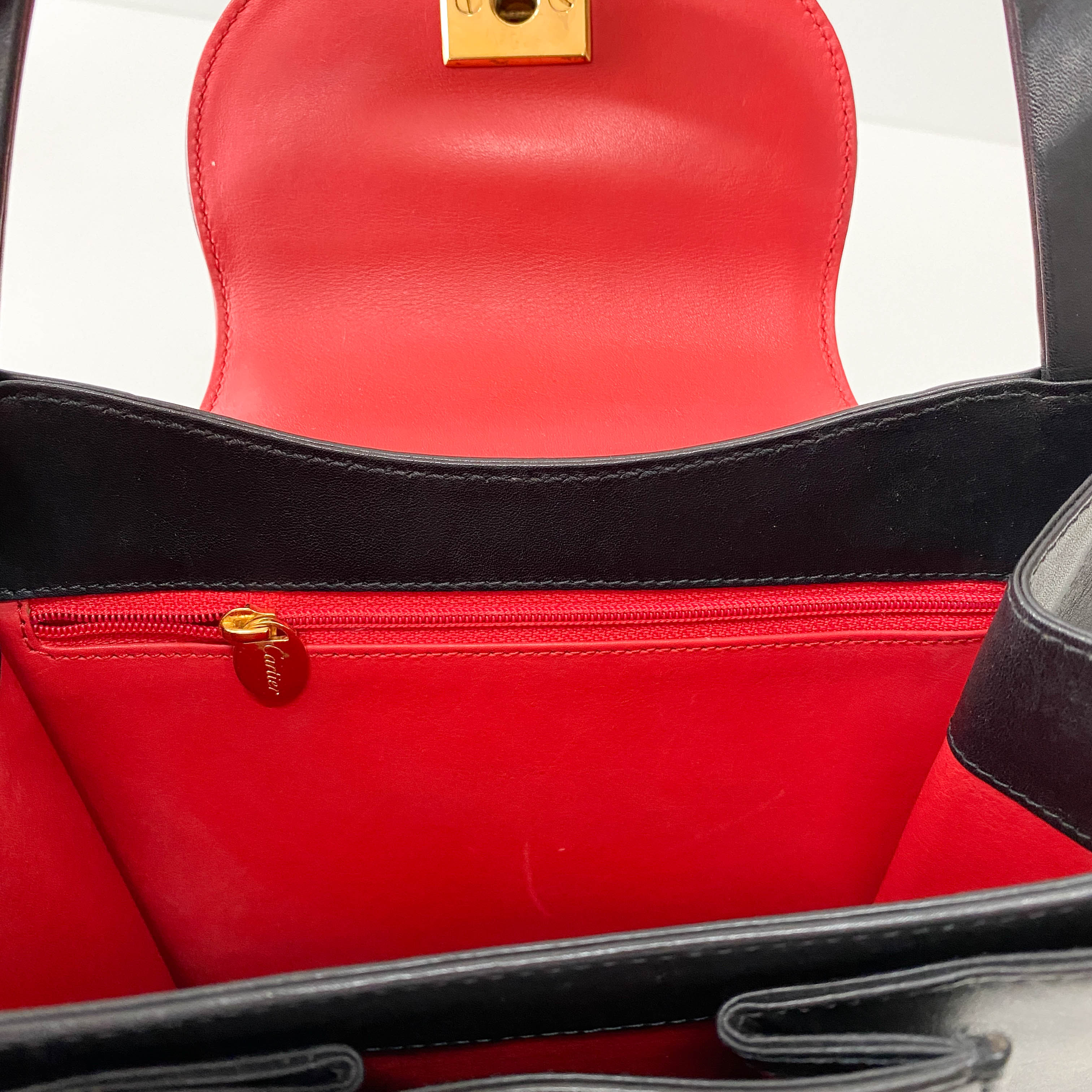 Panthère Black Leather Shoulder Bag