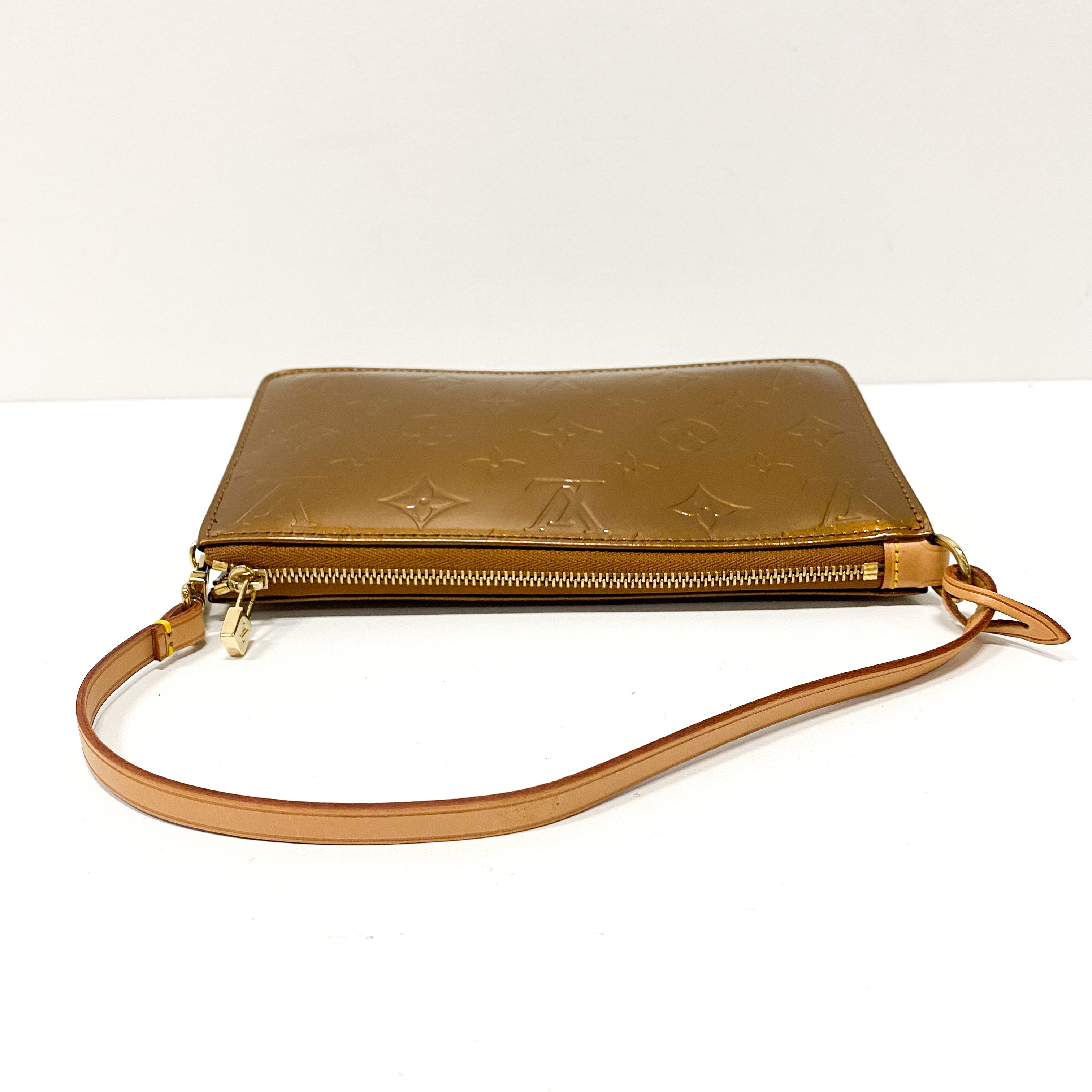 Monogram Vernis Pochette Accessoire Brown