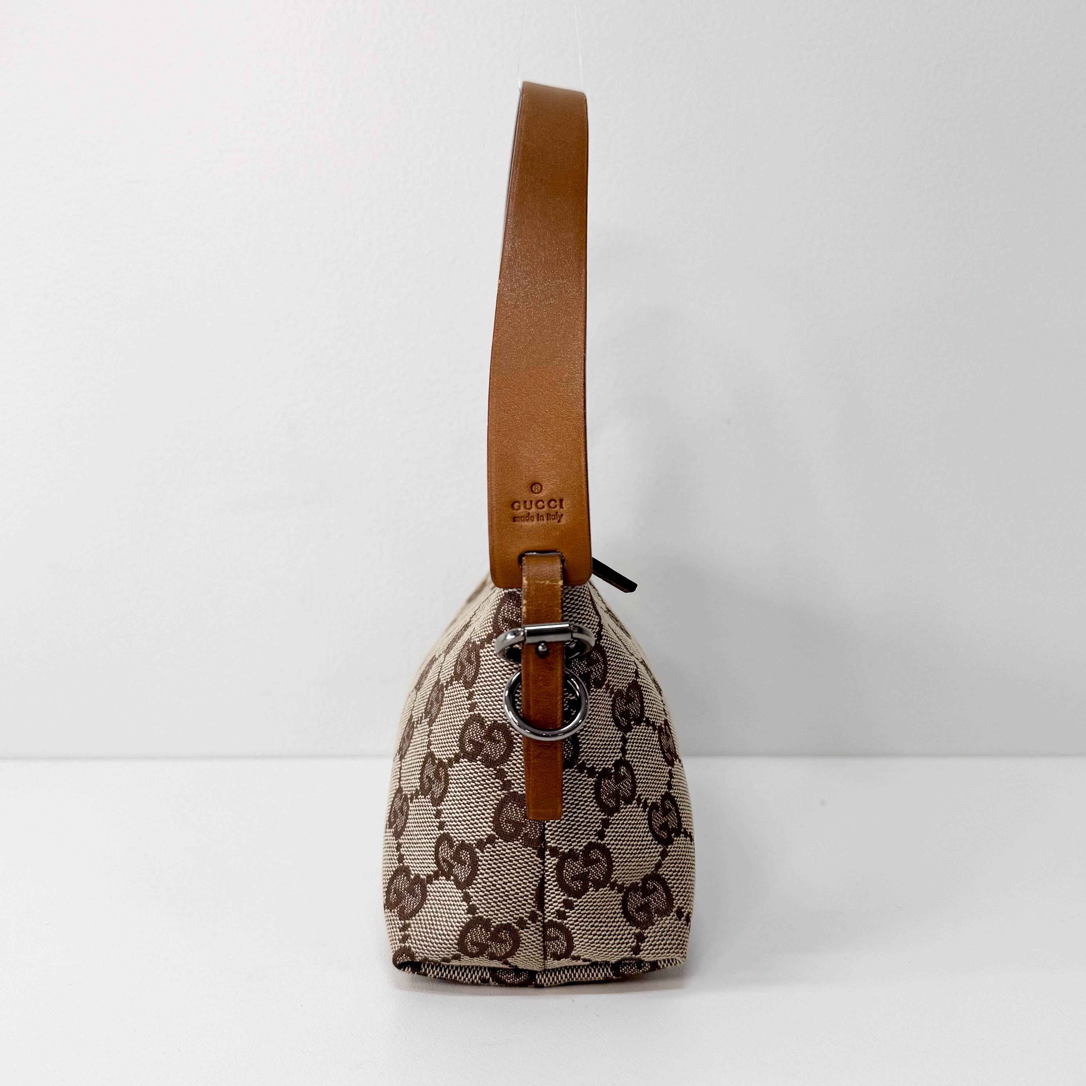 GG Canvas Pouch Shoulder Bag