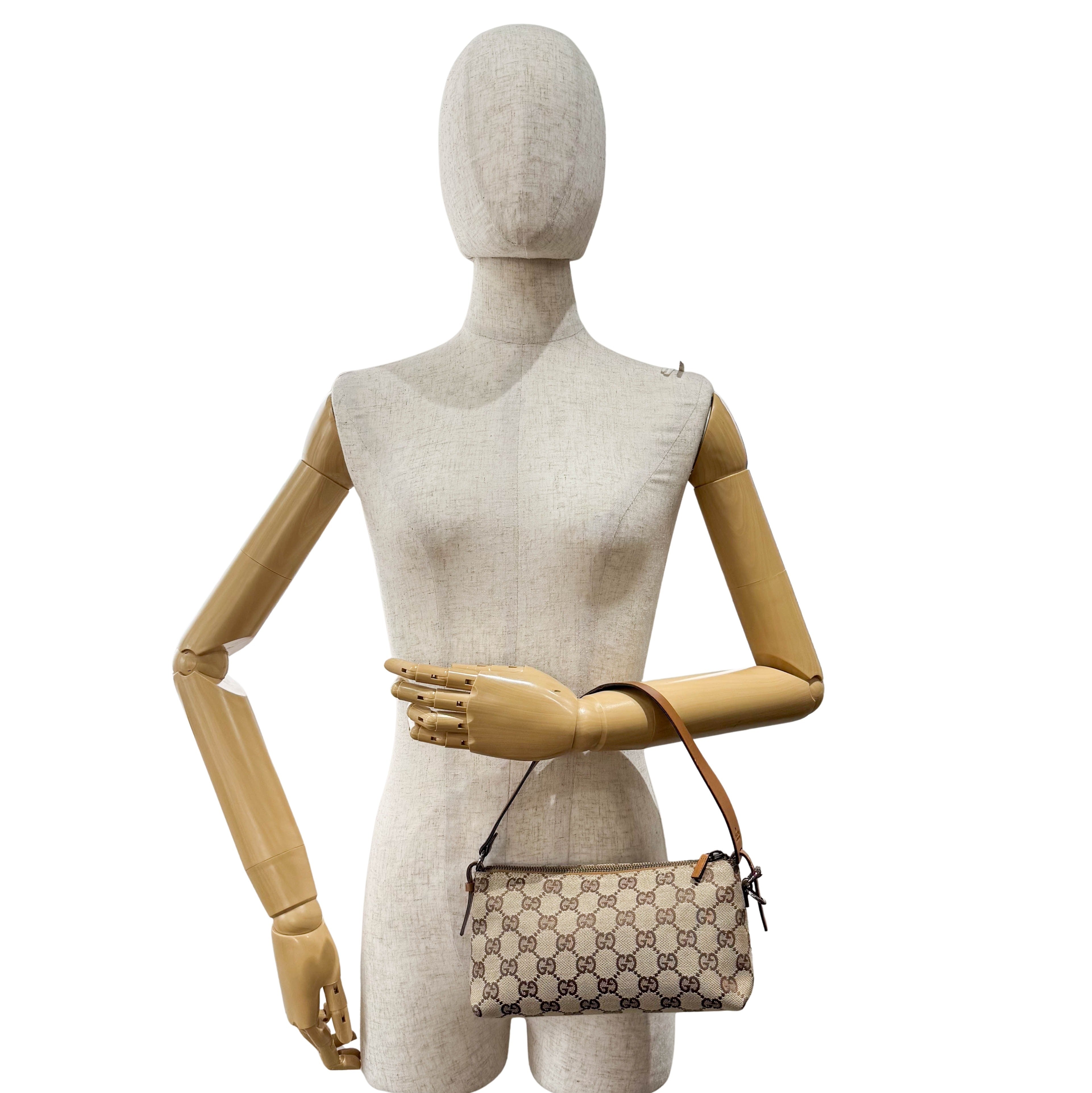 GG Canvas Pouch Shoulder Bag