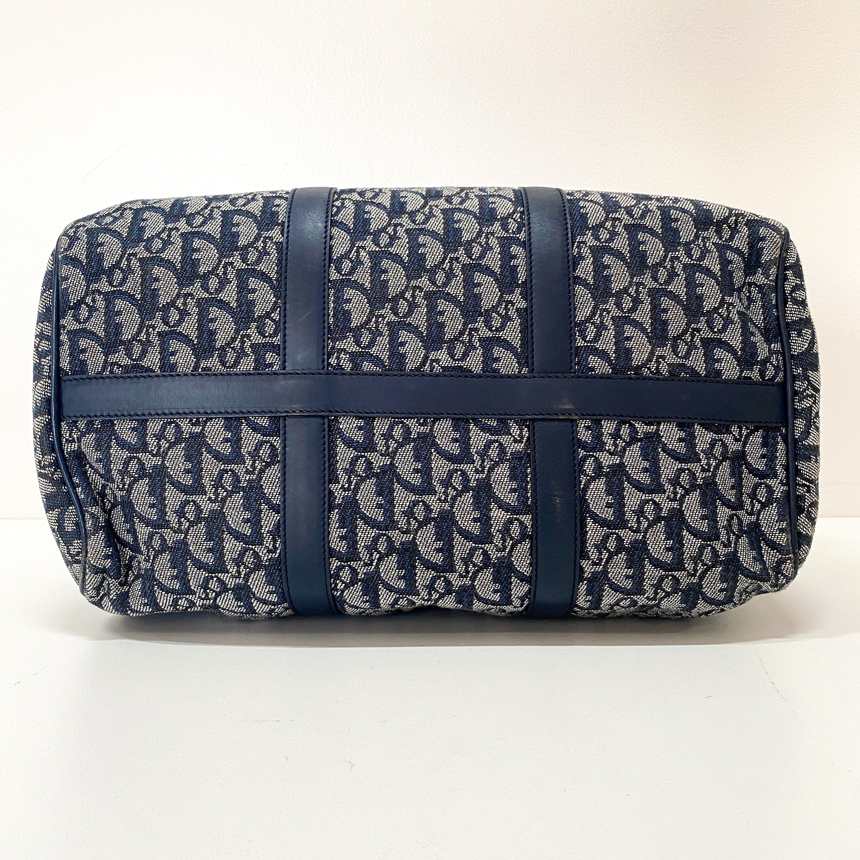 Navy Trotter Bowling Bag