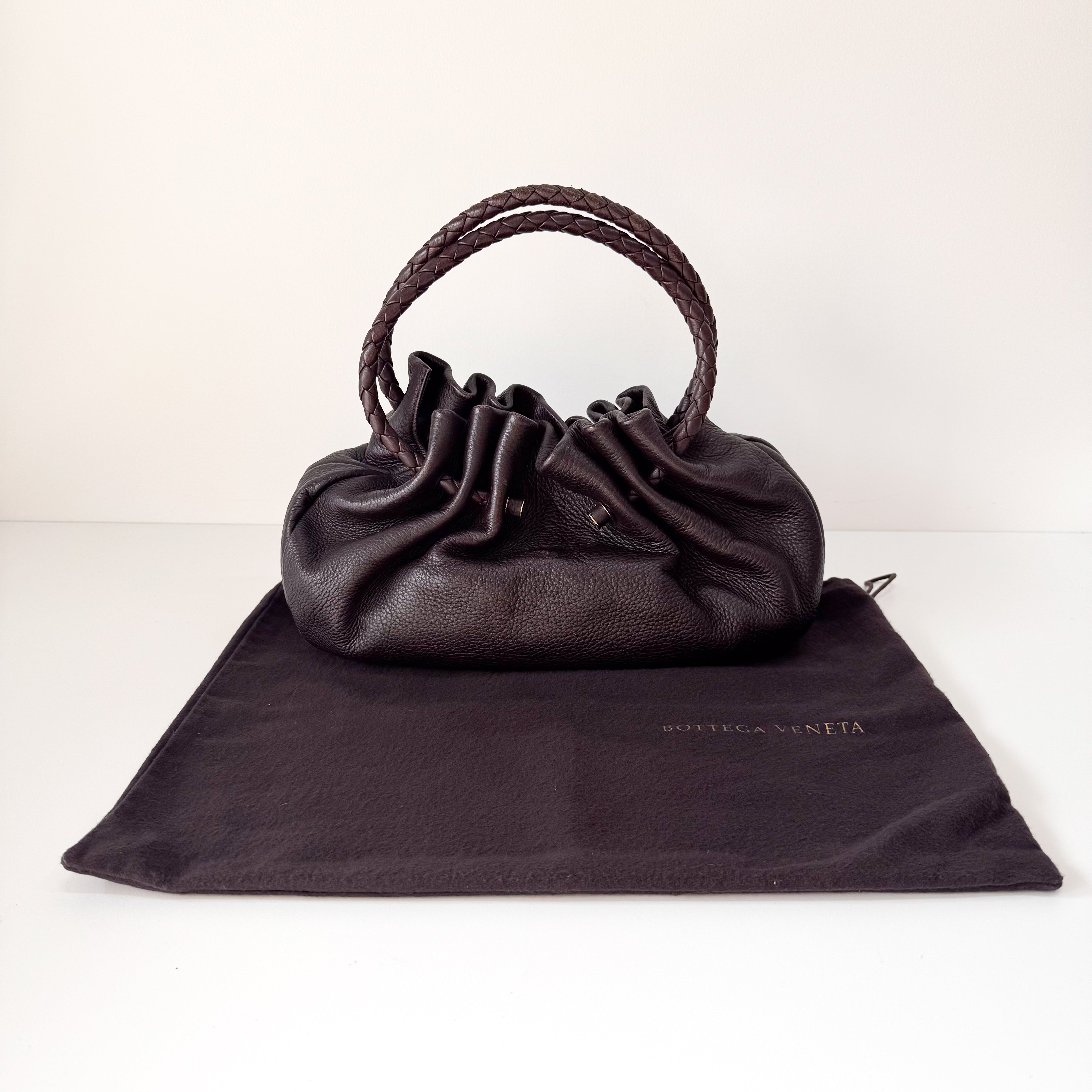 Intrecciato Brown Drawstring Leathe Shoulder Bag