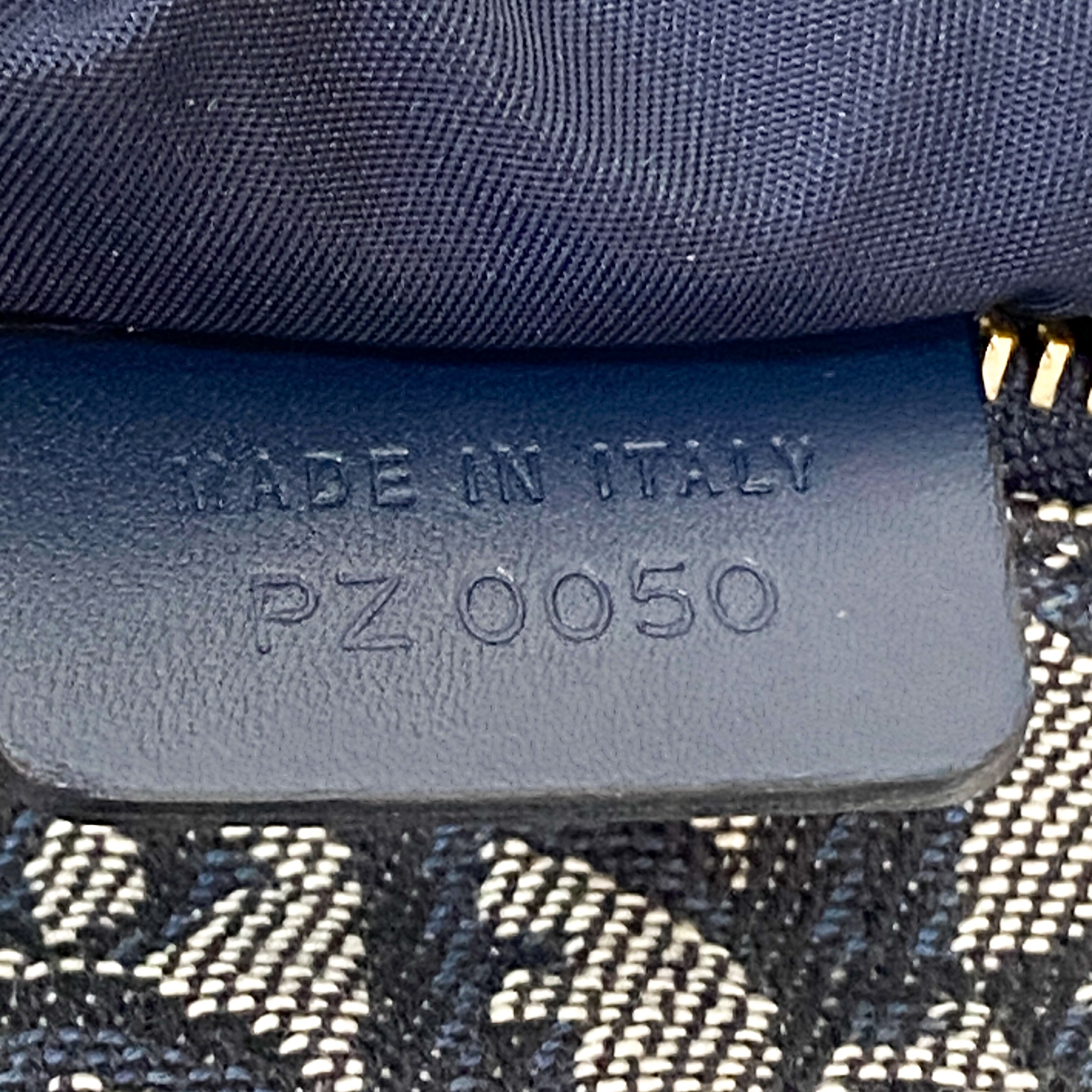 Navy Trotter Bowling Bag