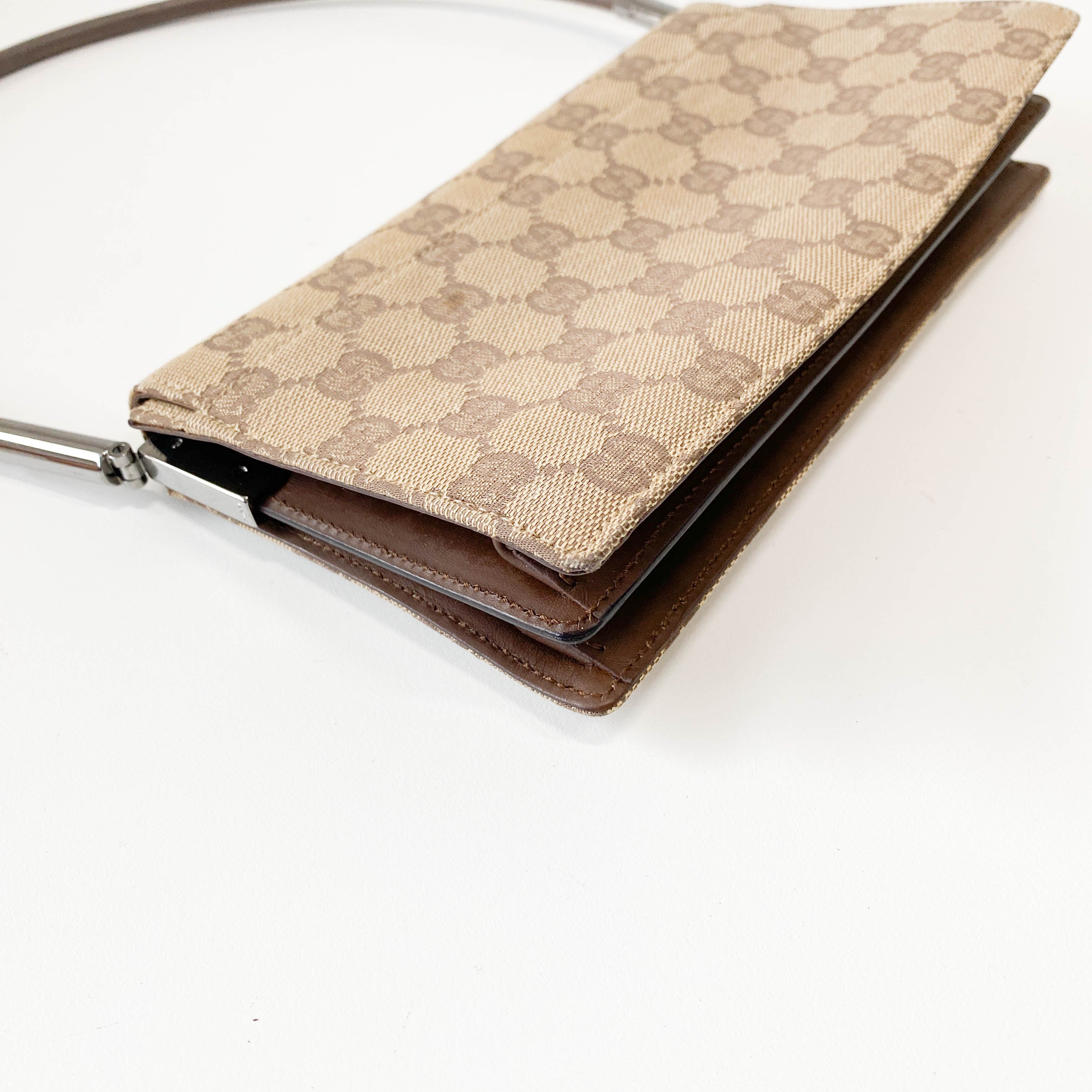 GG Canvas Brown Shoulder Bag