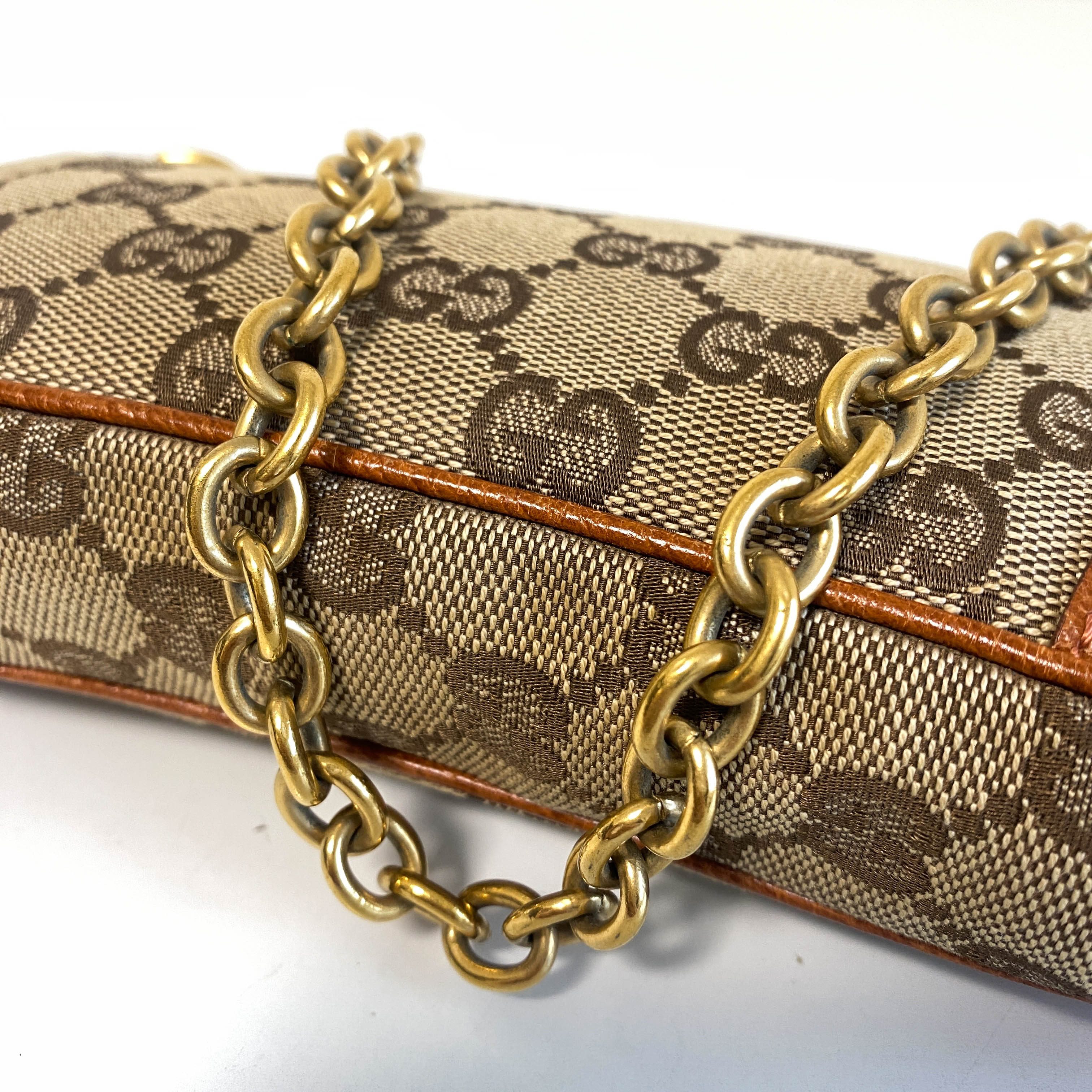 GG Canvas Chain Pochette Accesories Shoulder Bag