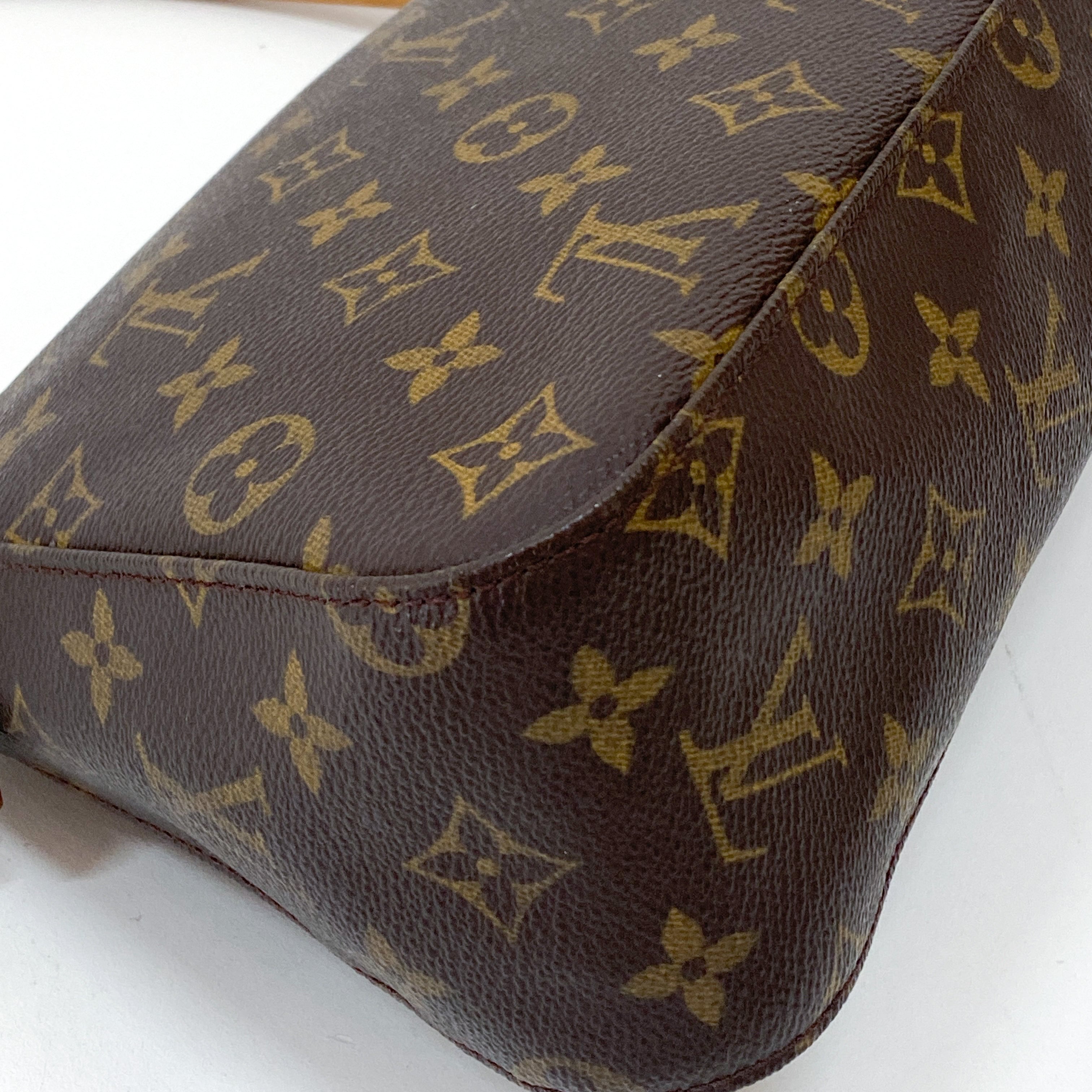 Looping PM Monogram Brown Canvas Shoulder Bag