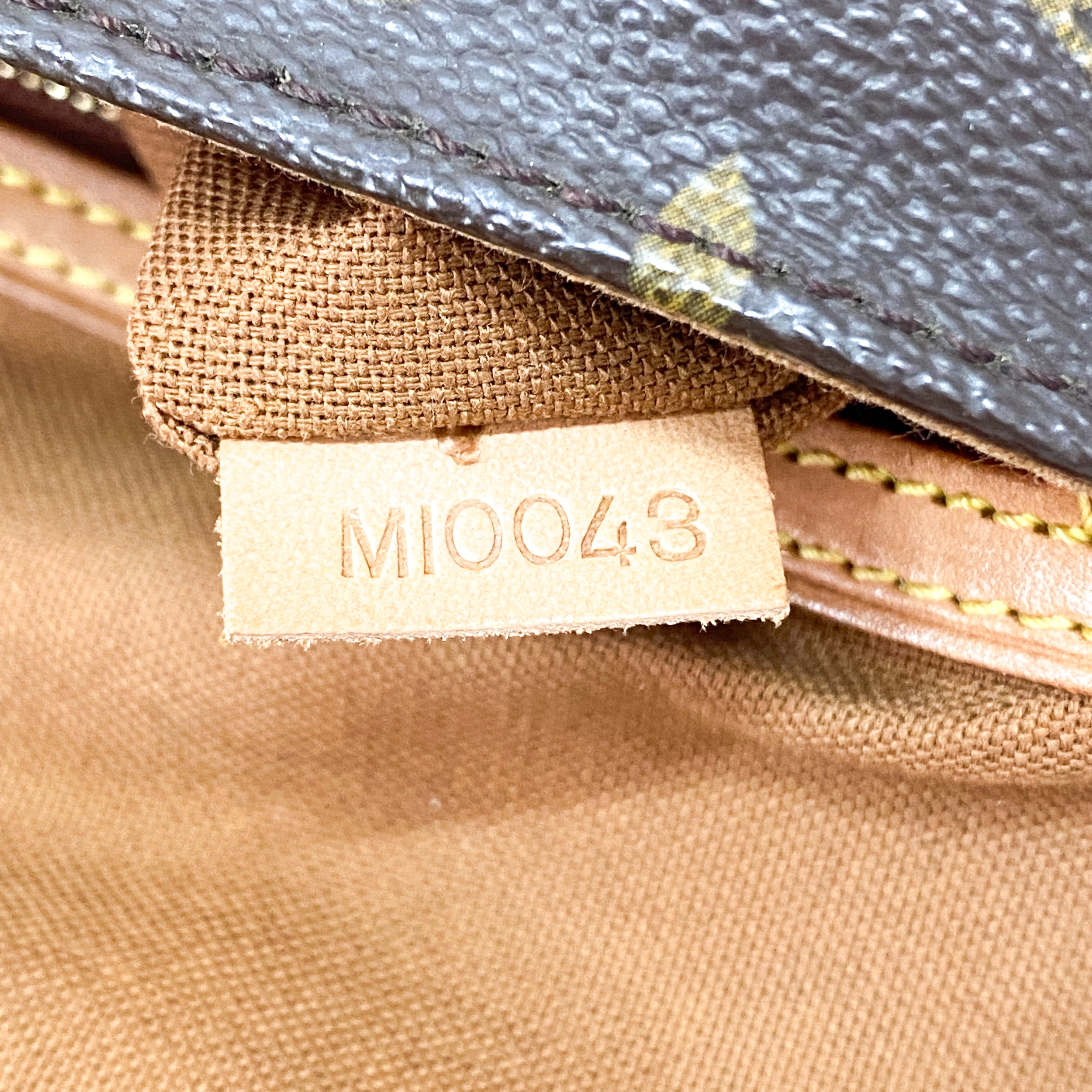 Looping PM Monogram Brown Canvas Shoulder Bag