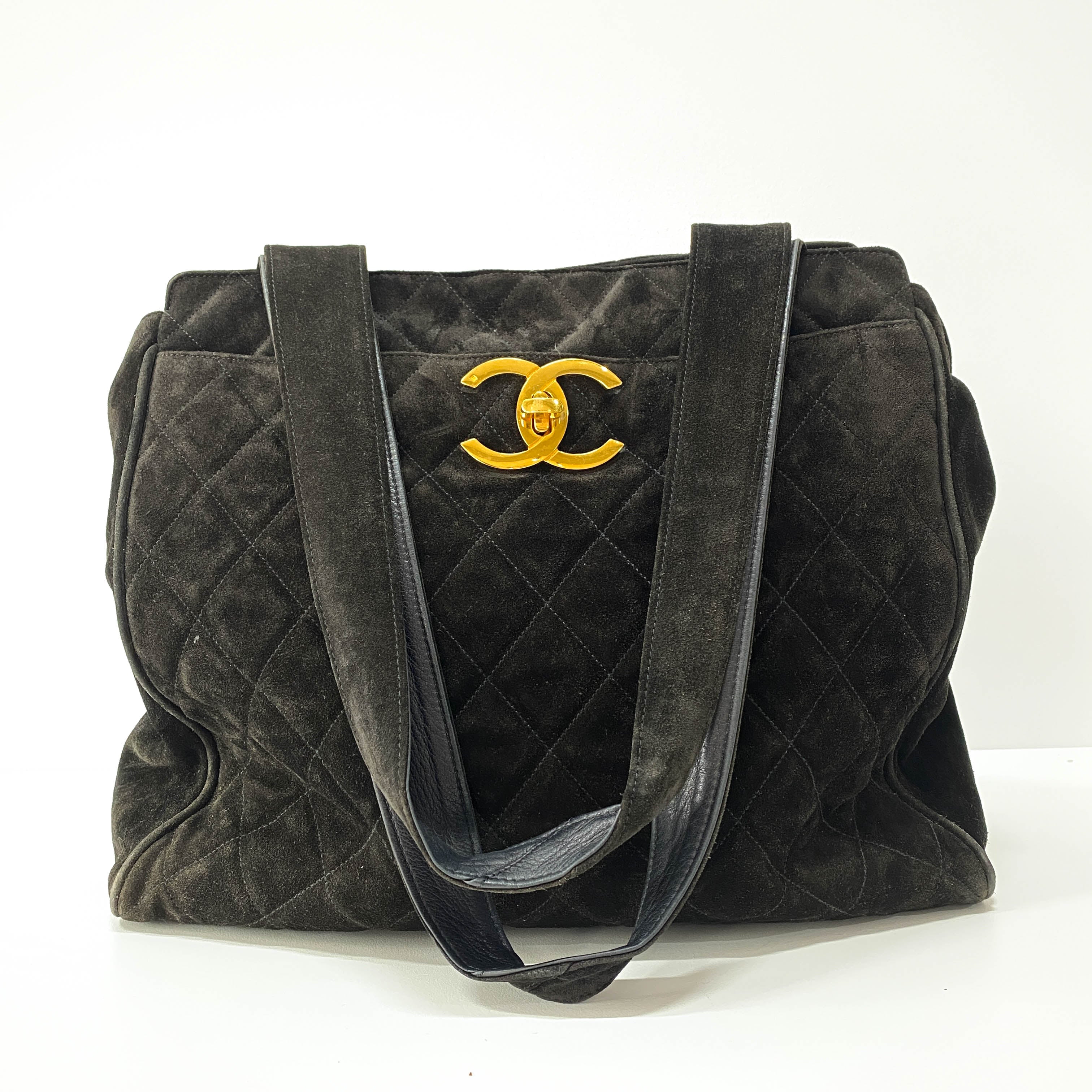 Matelassé Black Suede Shoulder Bag