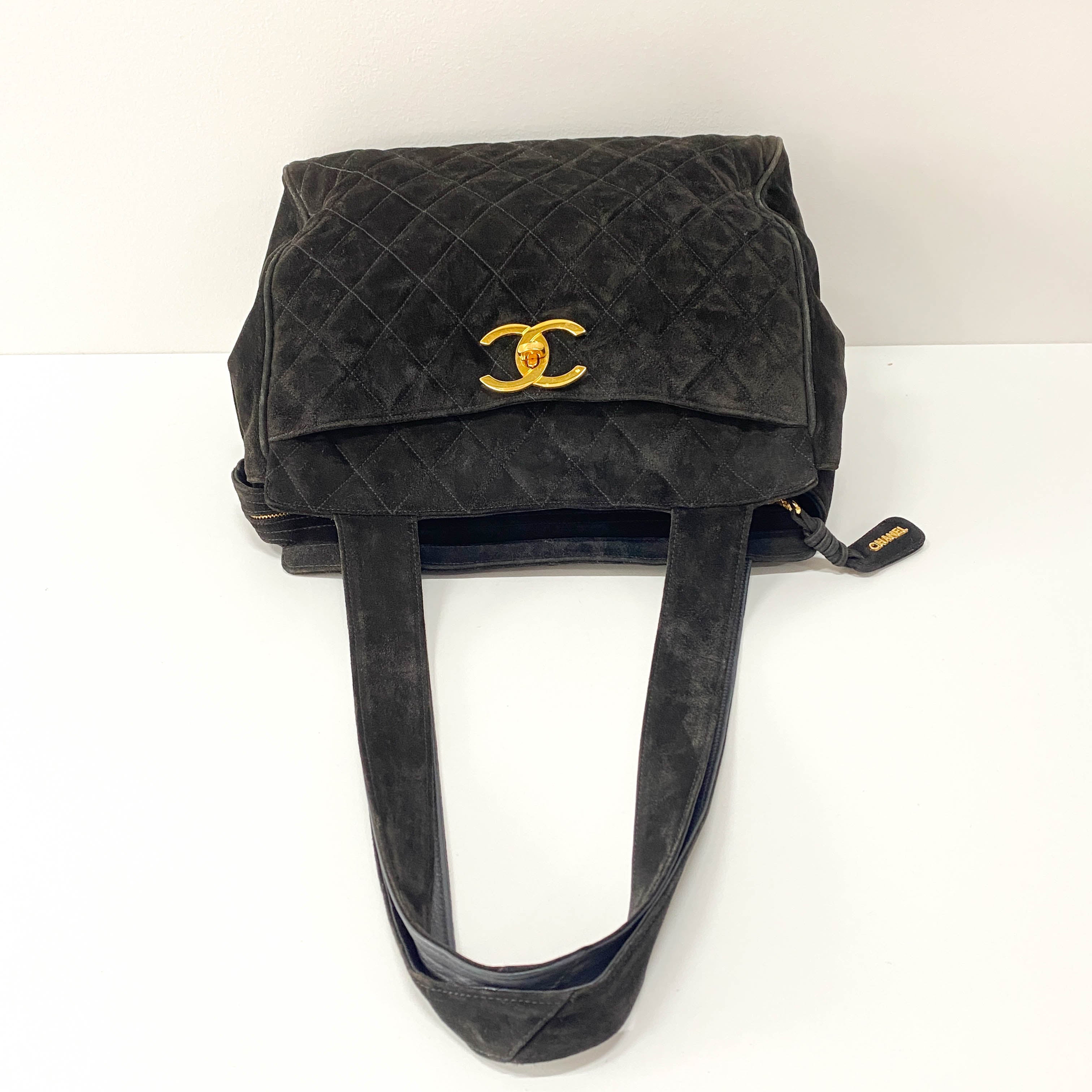 Matelassé Black Suede Shoulder Bag