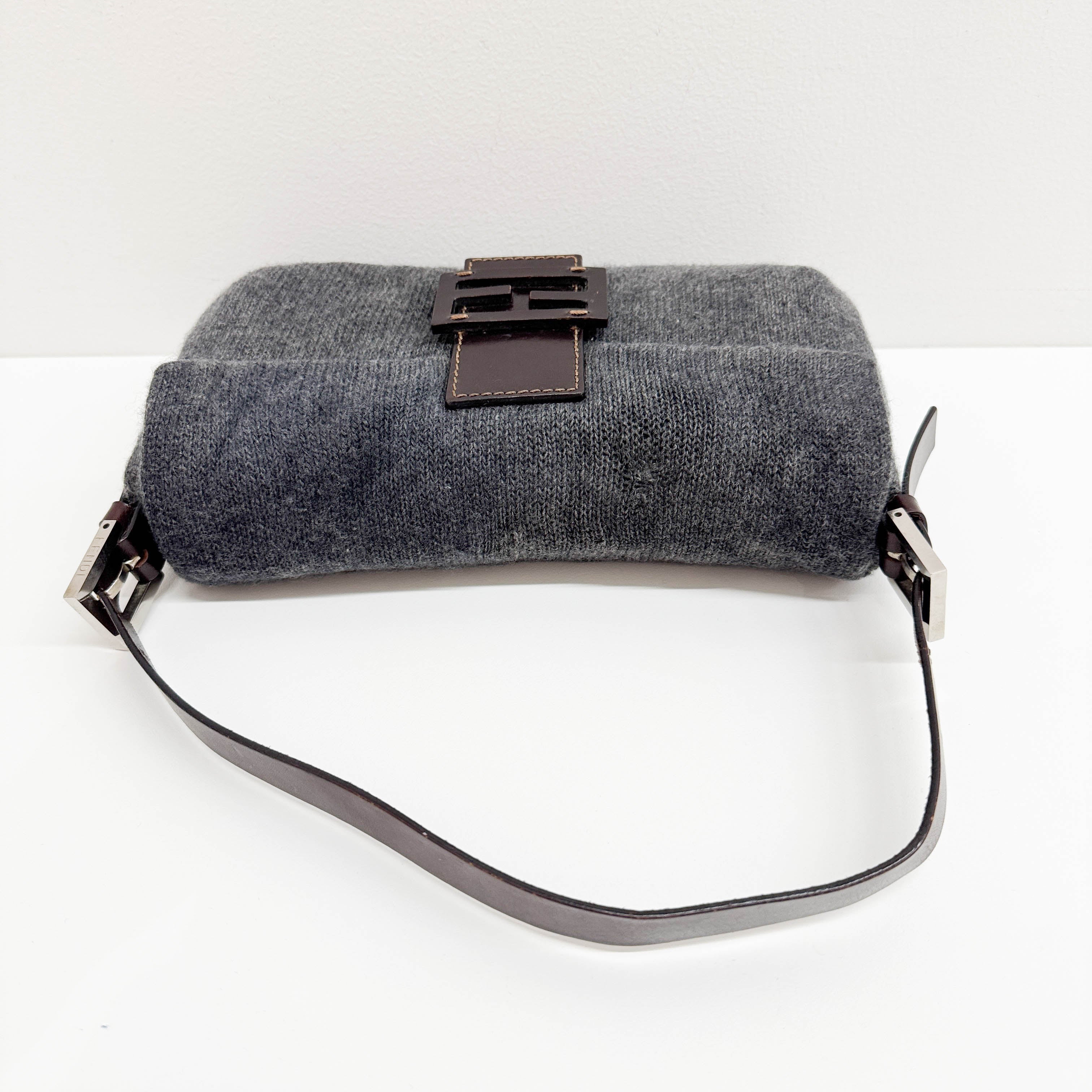 Baguette Knit Gray Wool Shoulder Bag