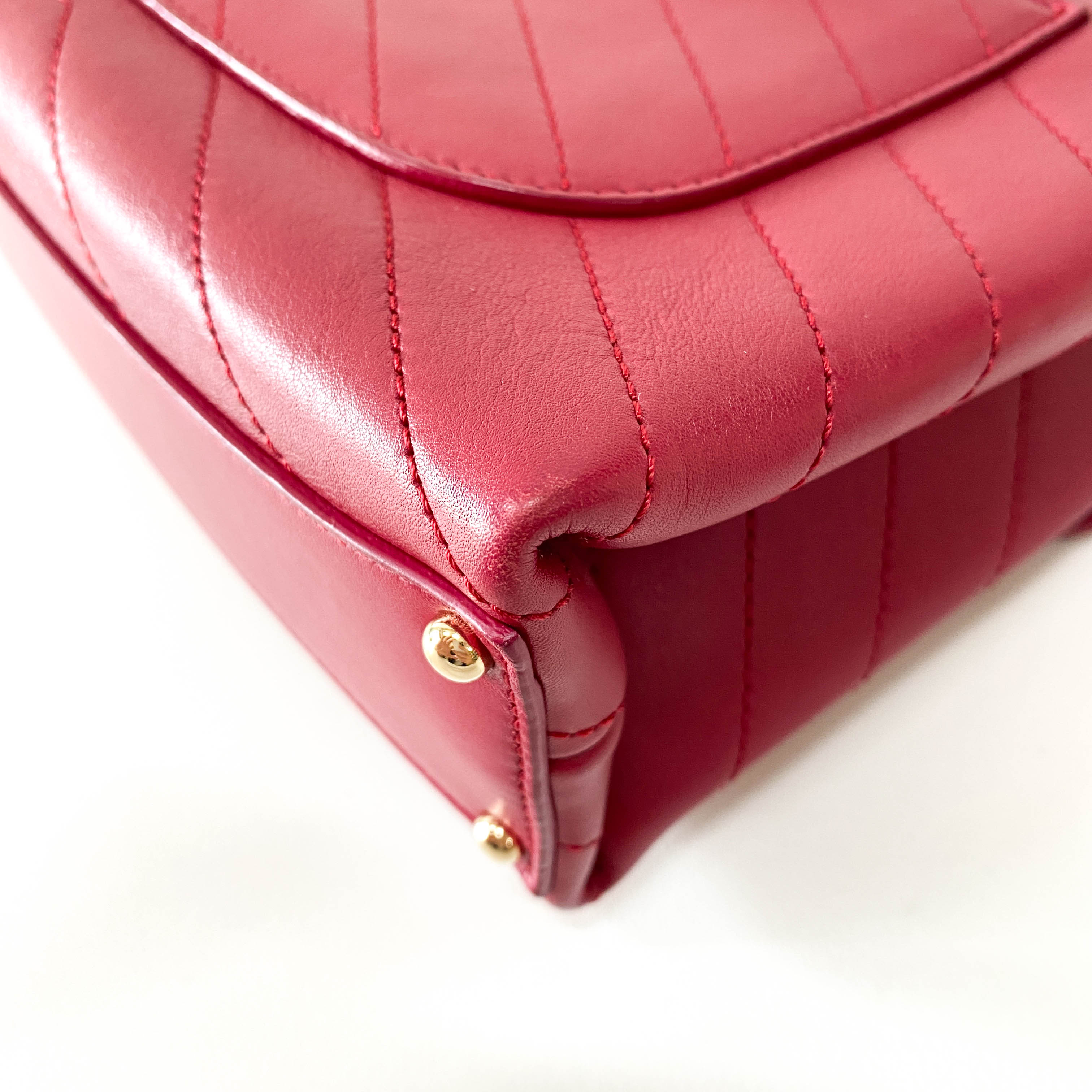 Chevron Red Leather Gold Chain Shoulder Bag