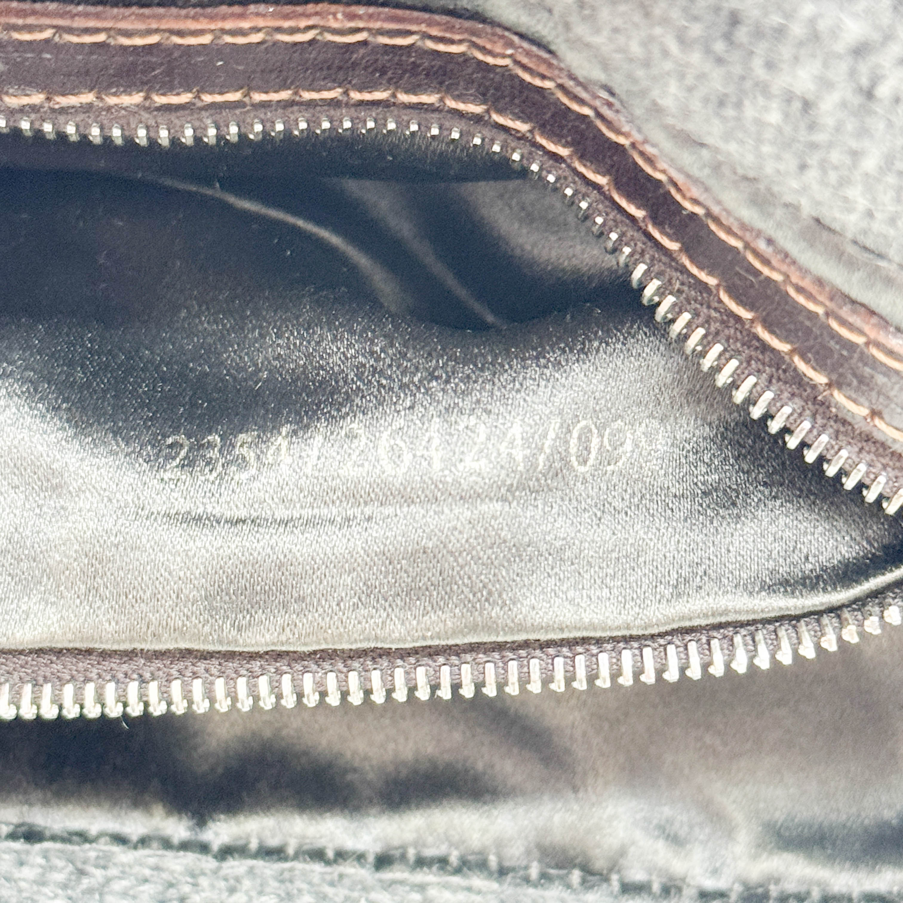 Baguette Knit Gray Wool Shoulder Bag