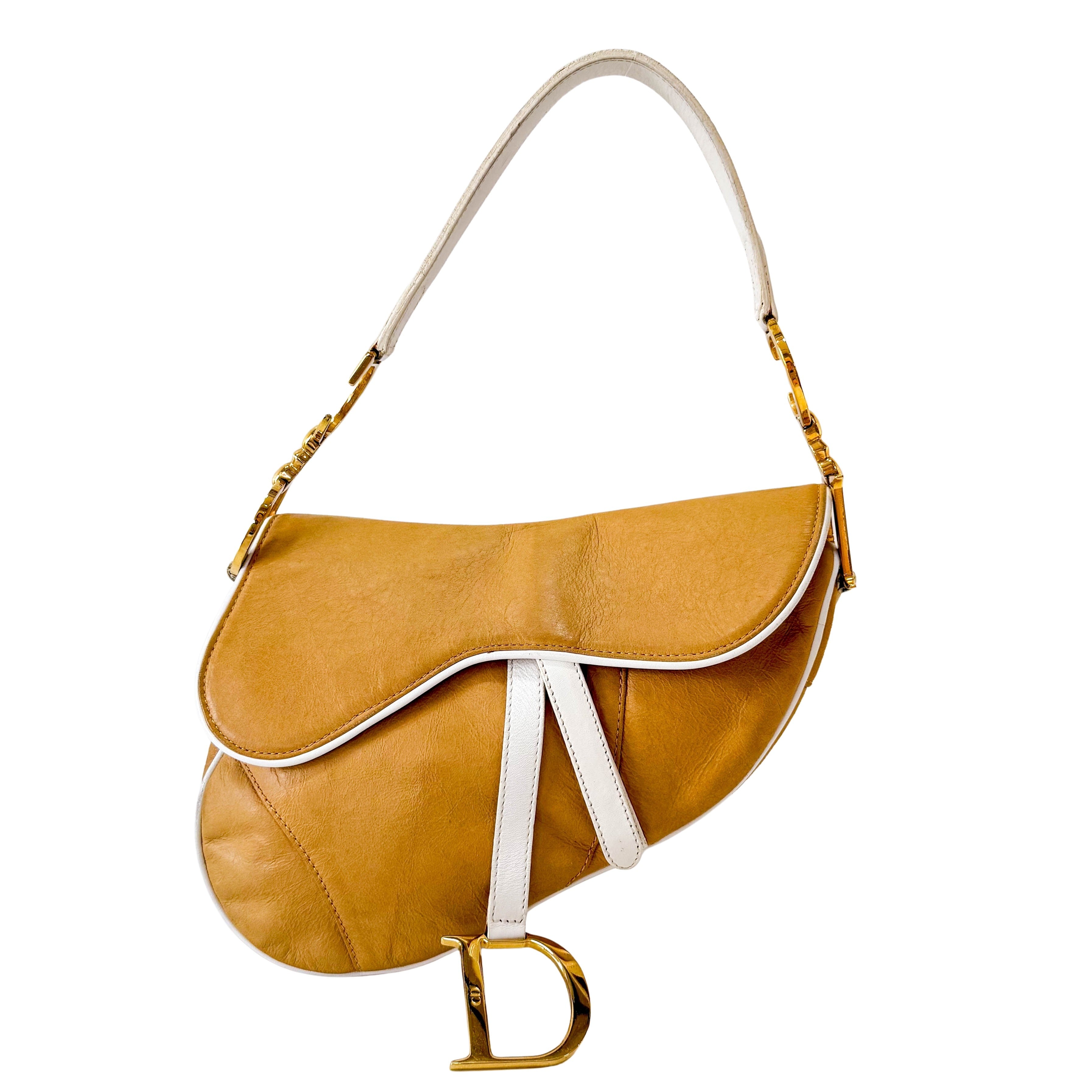 Saddle Caramel Brown Leather with White Details Handle Bag