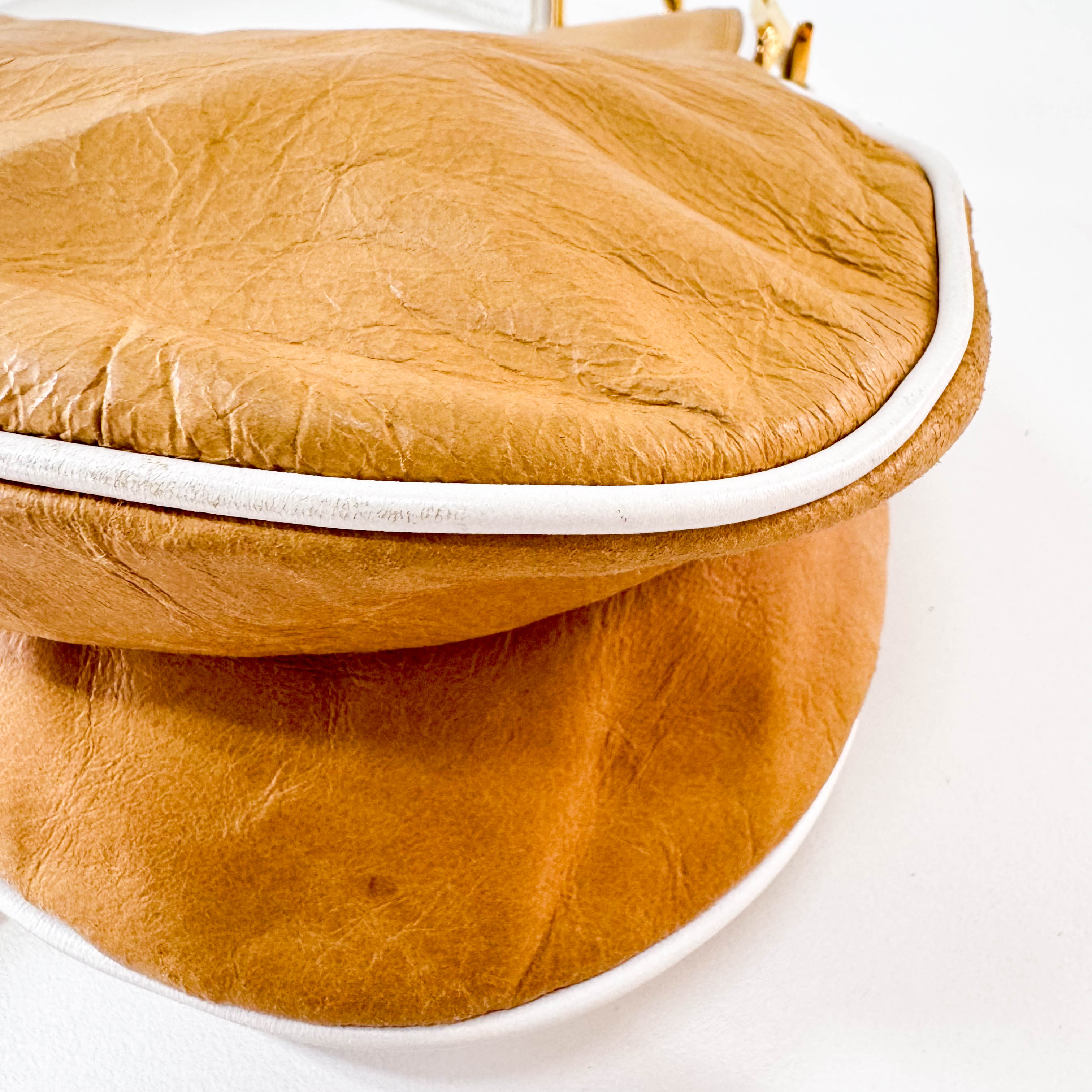 Saddle Caramel Brown Leather with White Details Handle Bag