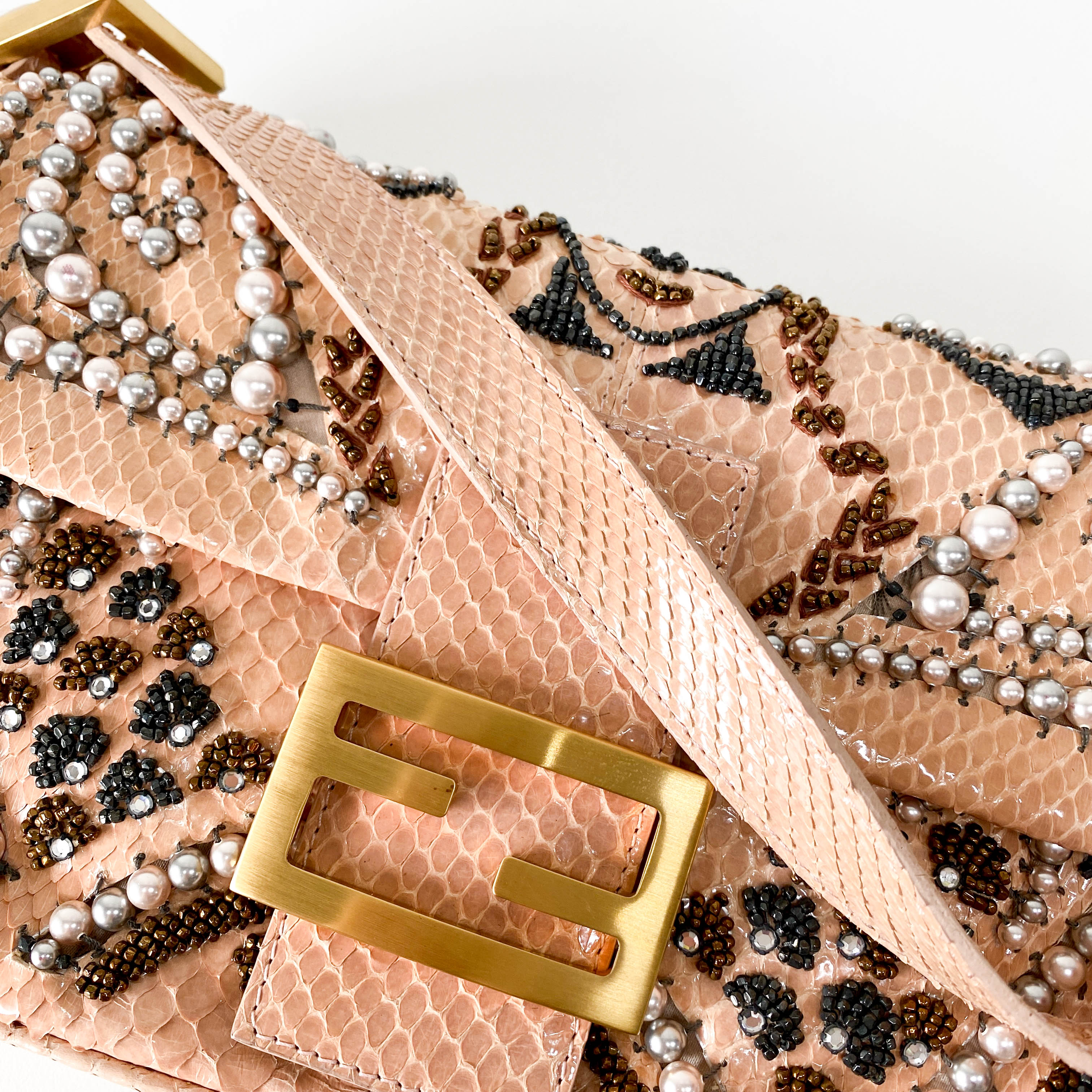 Baguette Pink Leather Embroidery Shoulder Bag