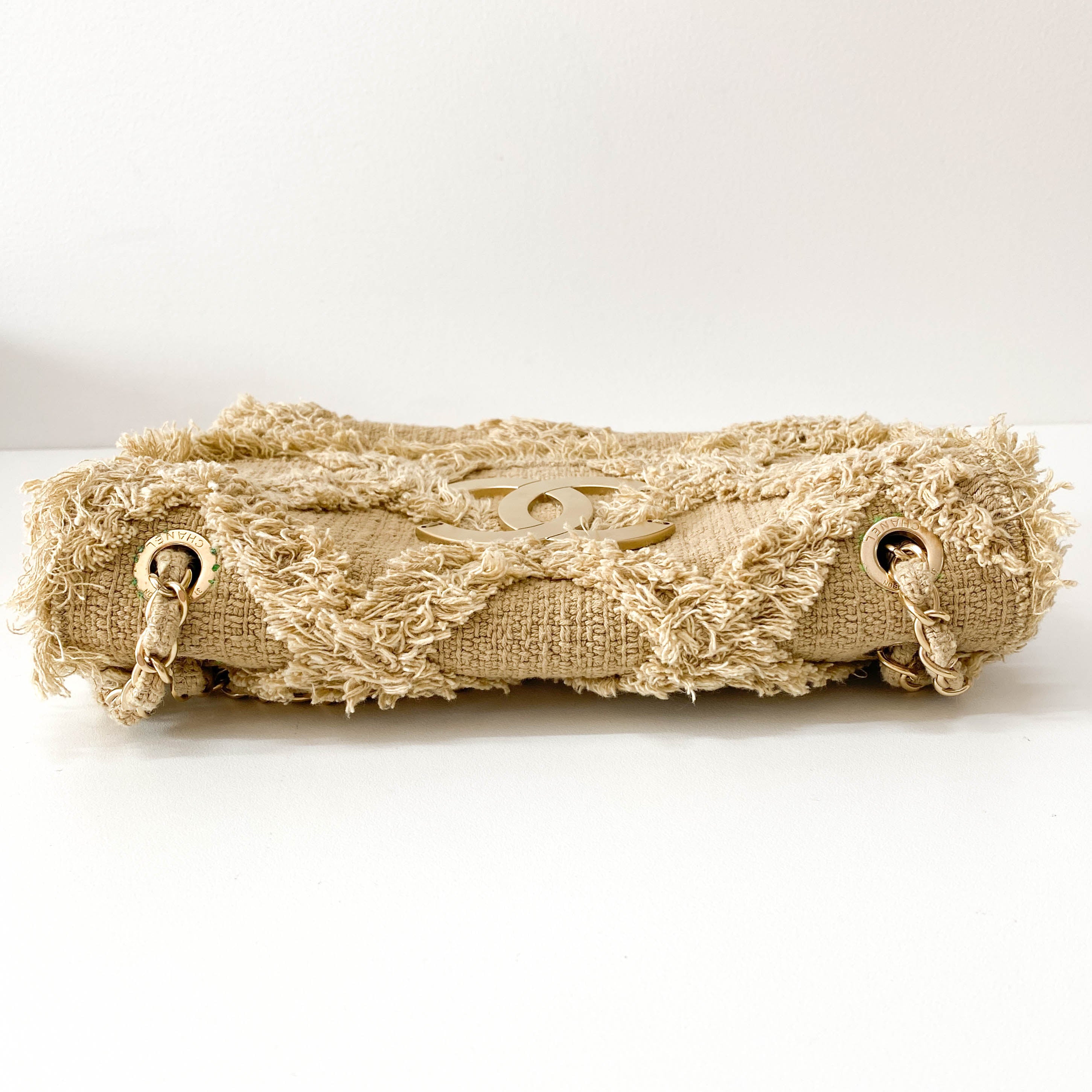 2009 Small Crochet Flap Shoulder Bag