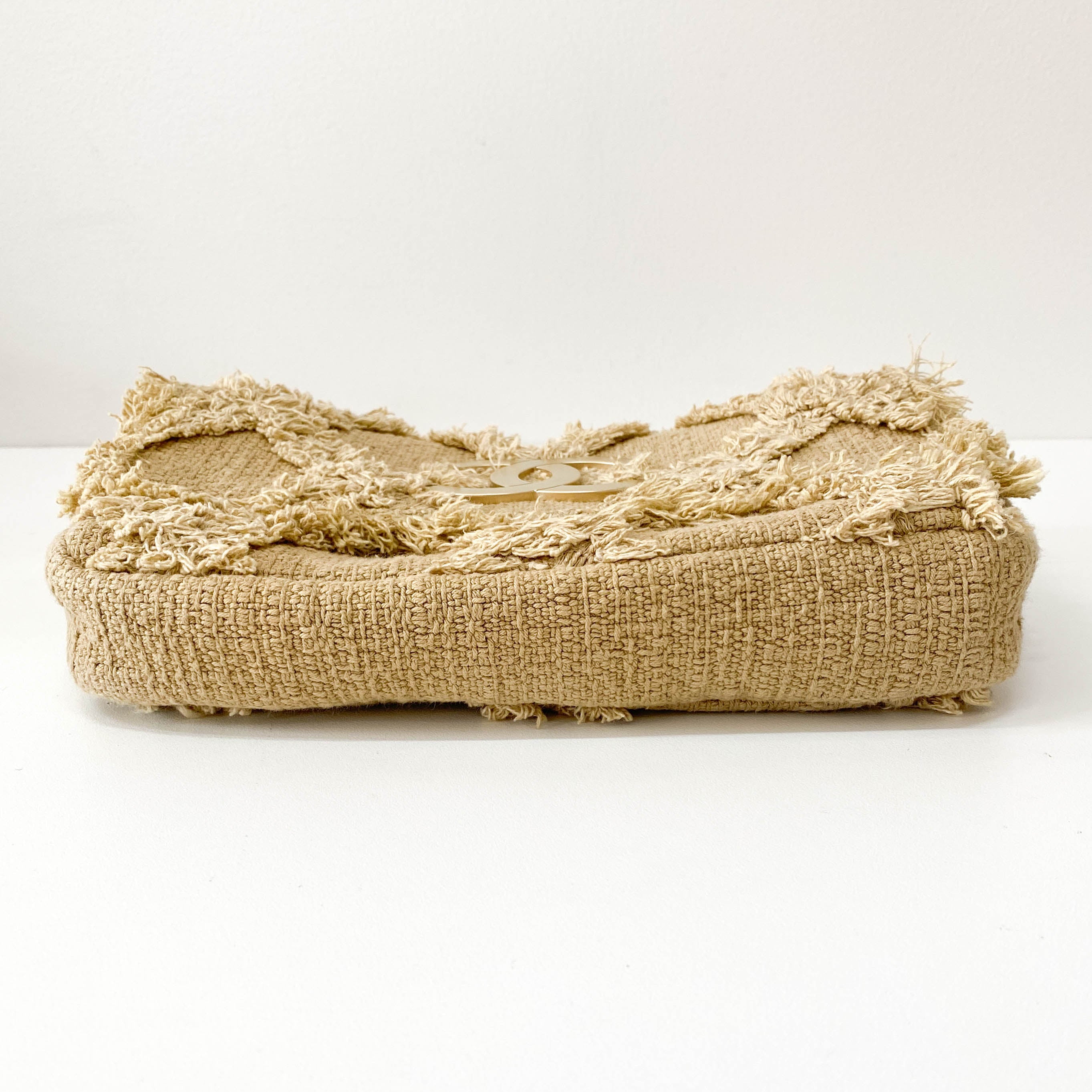 2009 Small Crochet Flap Shoulder Bag