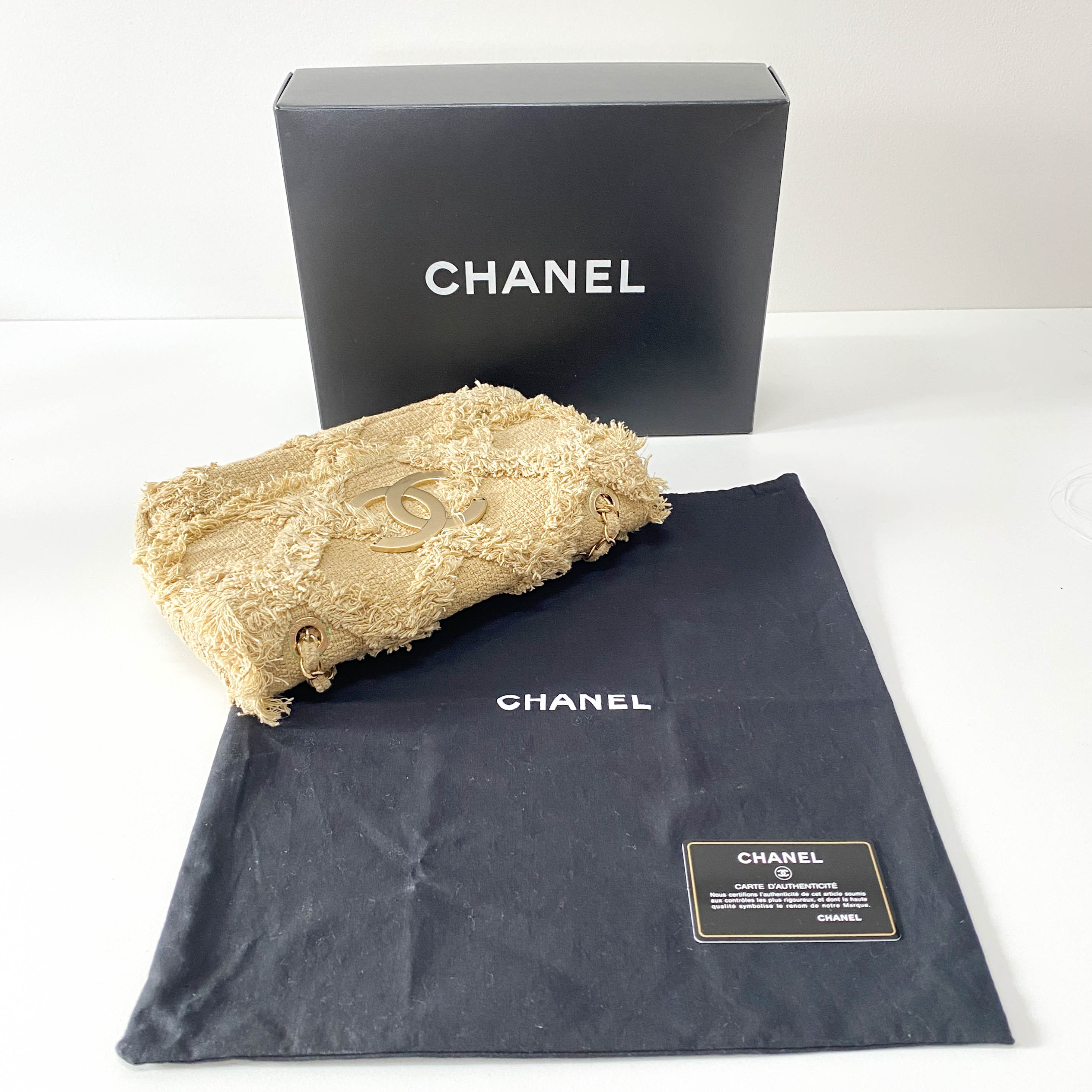 2009 Small Crochet Flap Shoulder Bag