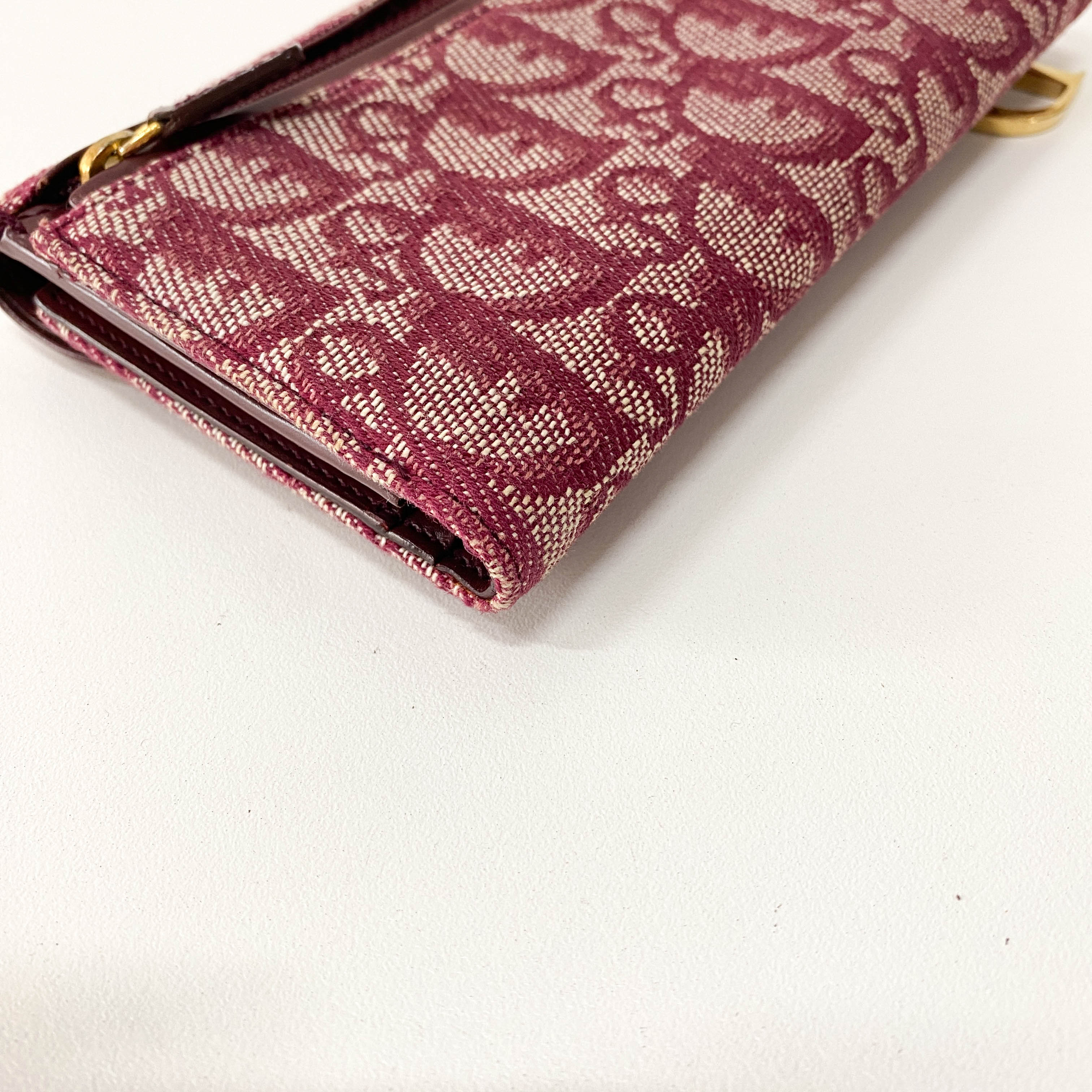 Vintage Red Trotter Wallet