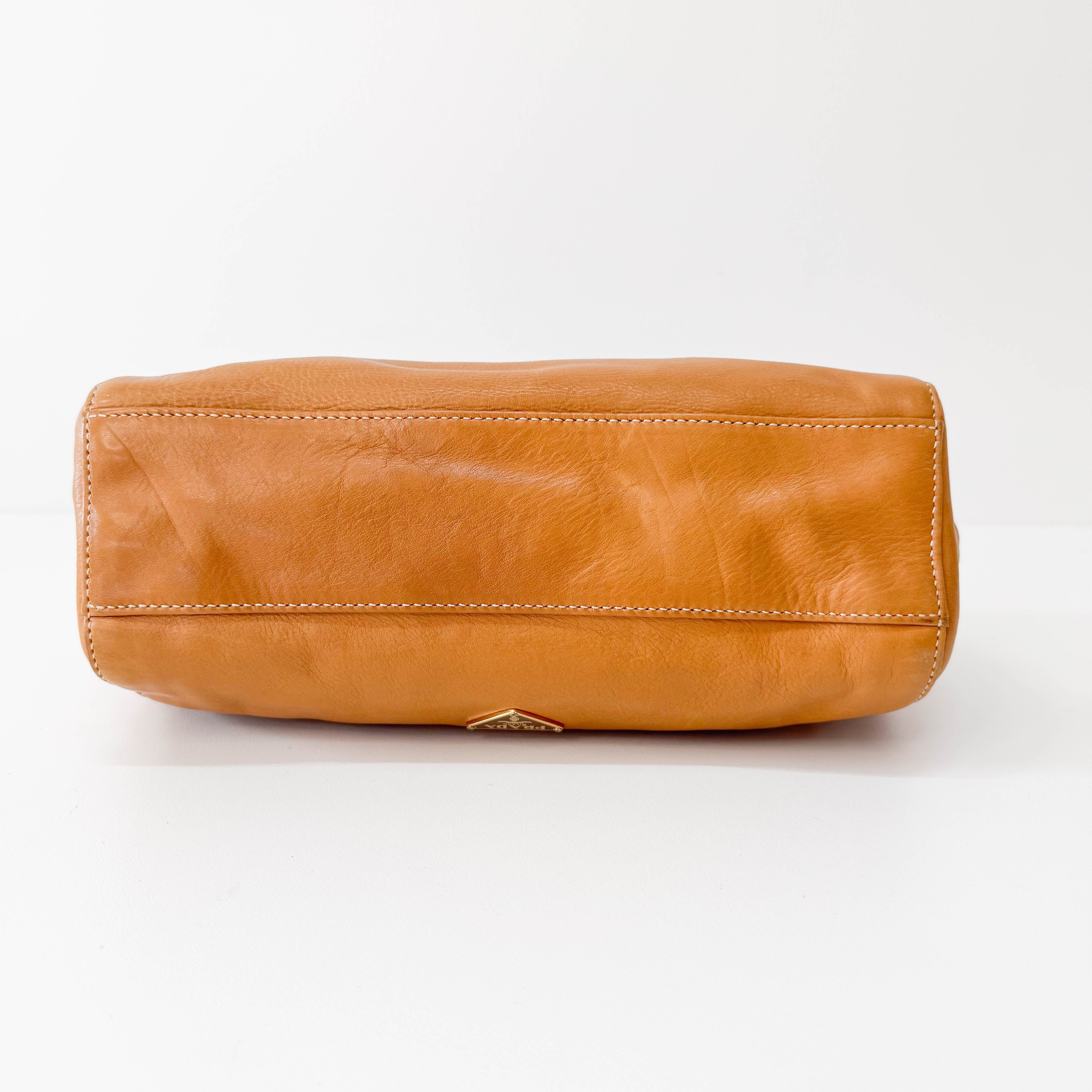 Brown Leather Gold Chain Shoulder Bag