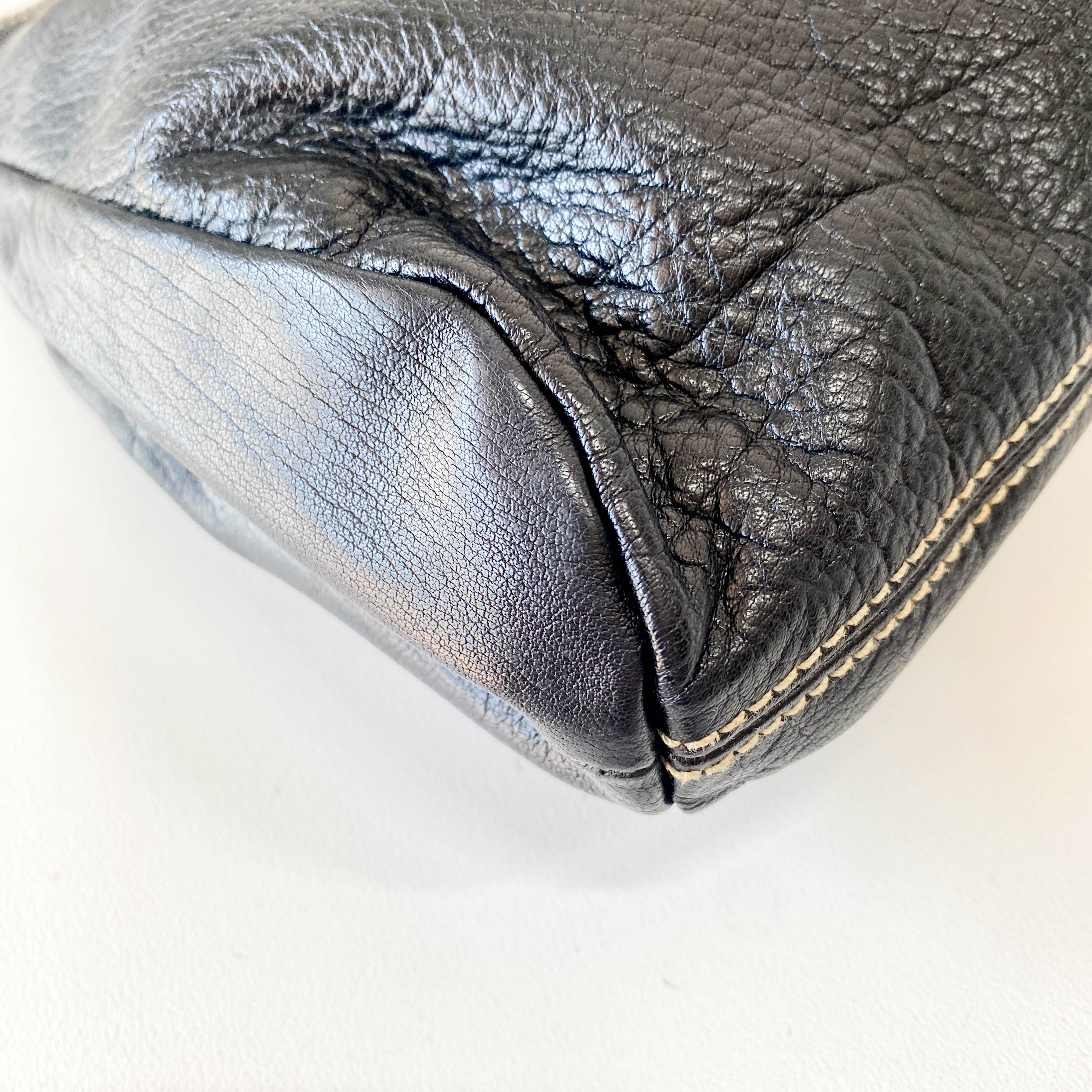 Black Leather with Contrast White Stitching Shoulder Bag