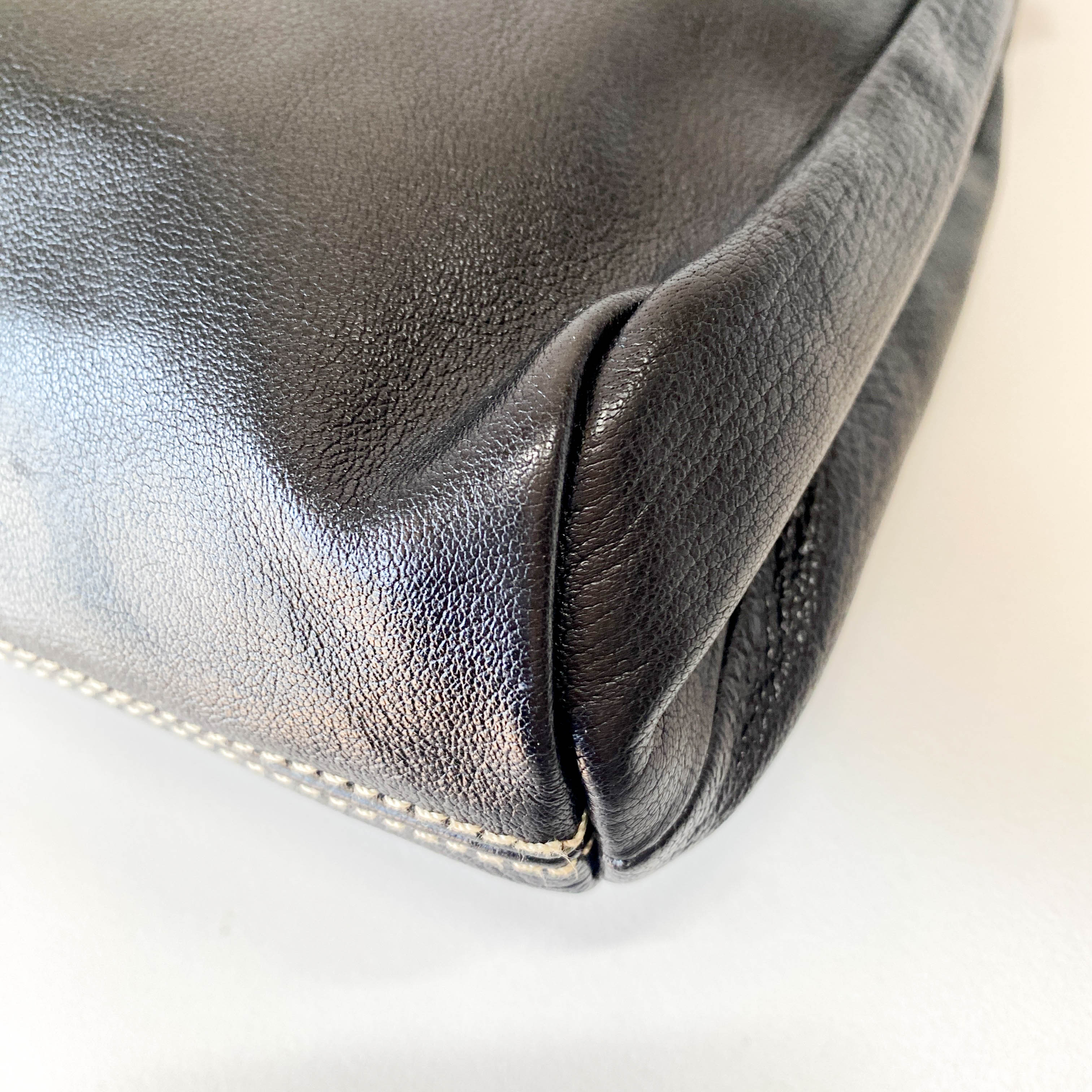 Black Leather with Contrast White Stitching Shoulder Bag