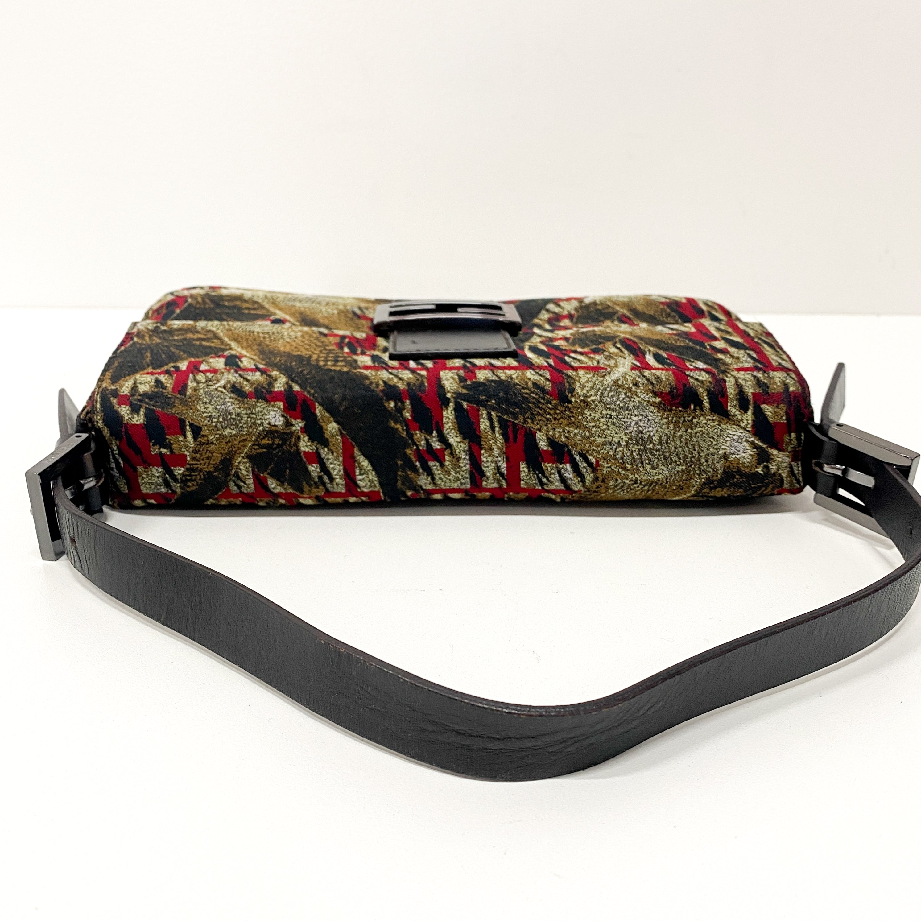 Zucca Bird Printed Baguette Shoulder bag Red x Brown