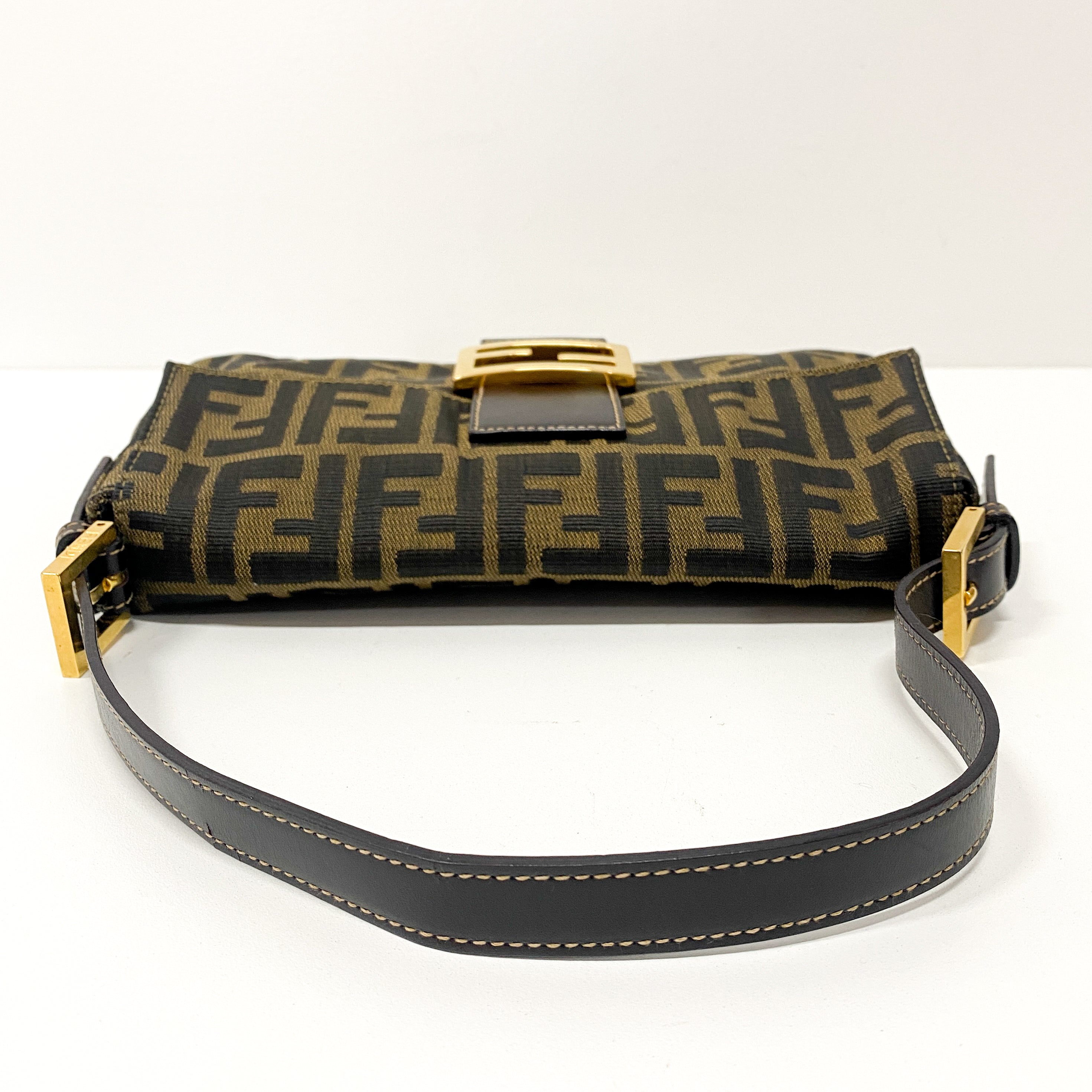 Zucca Baguette Shoulder Bag