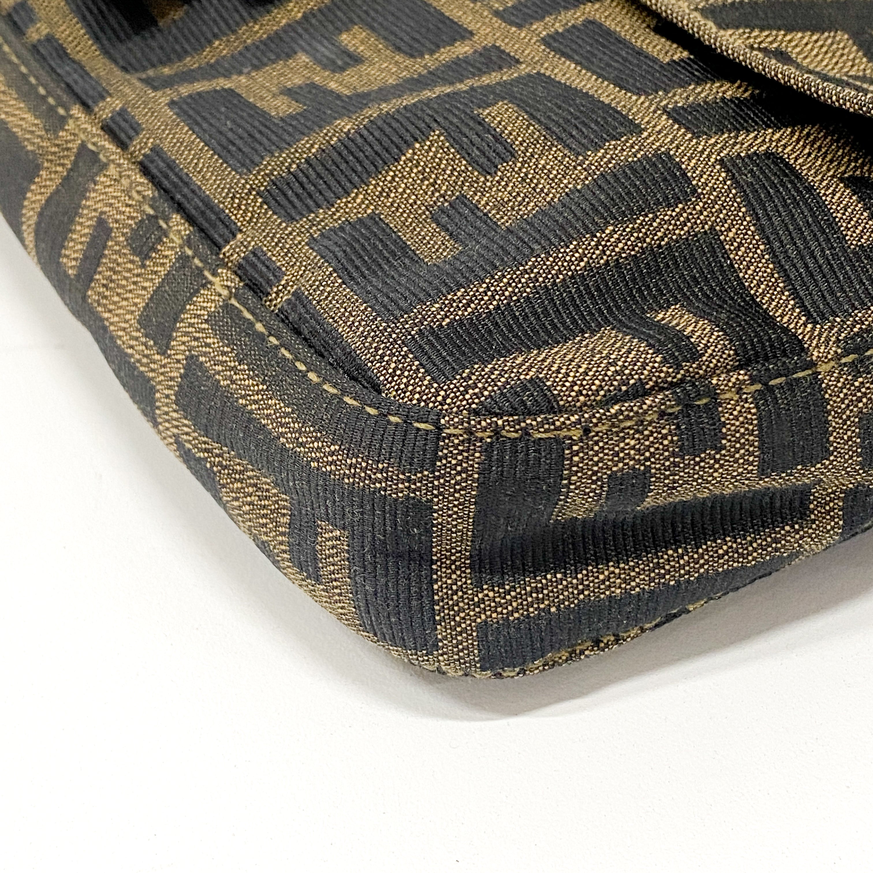 Zucca Baguette Shoulder Bag