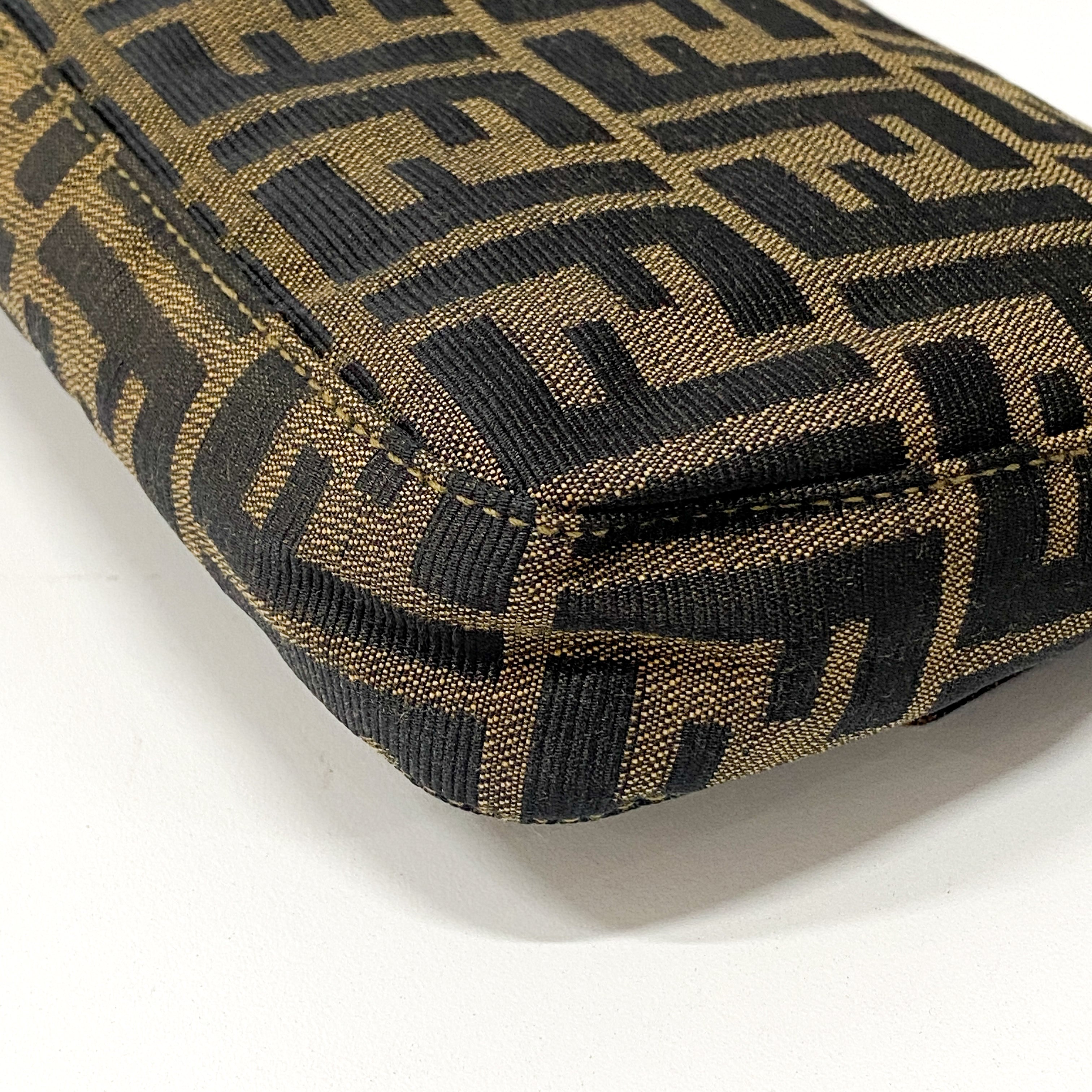 Zucca Baguette Shoulder Bag