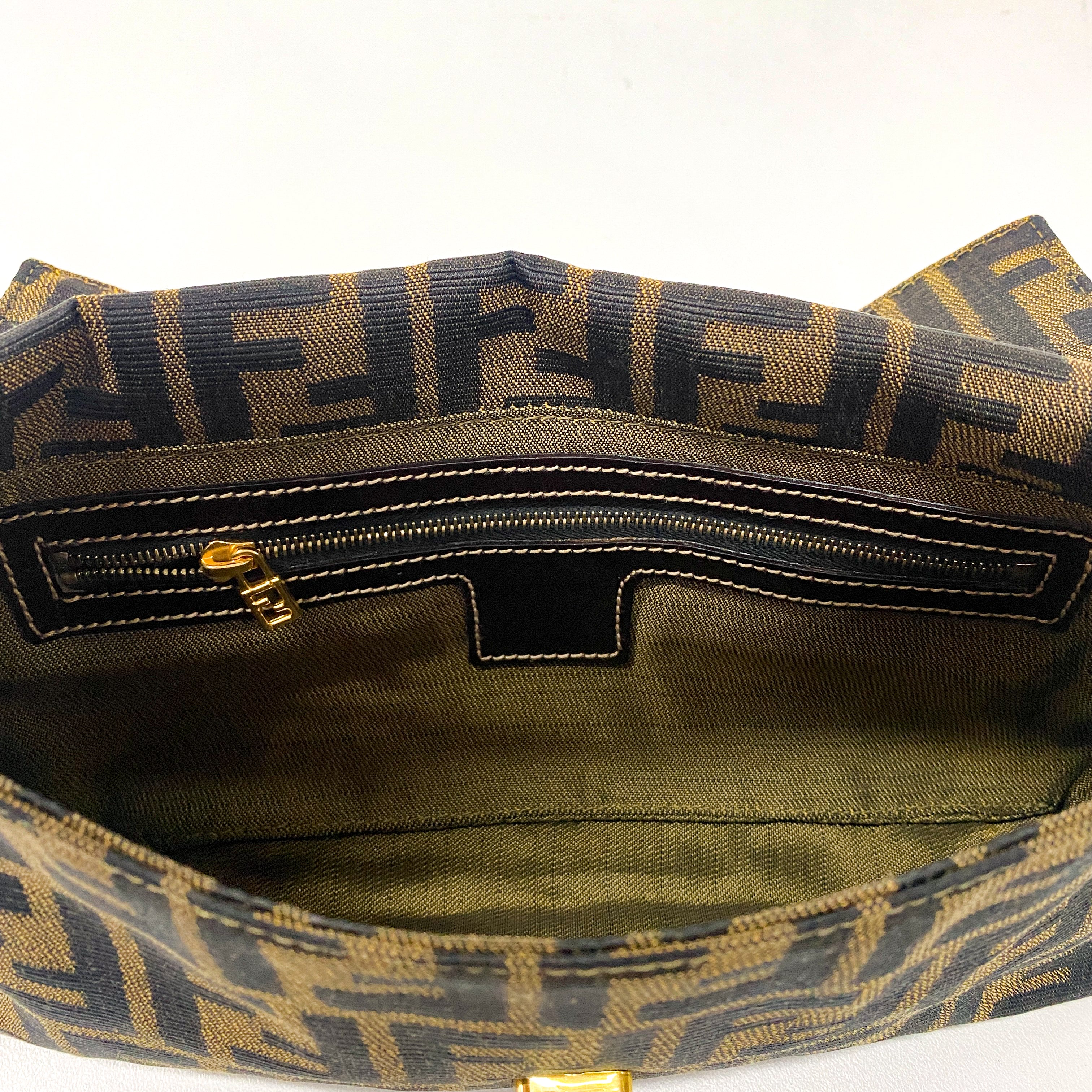 Zucca Baguette Shoulder Bag